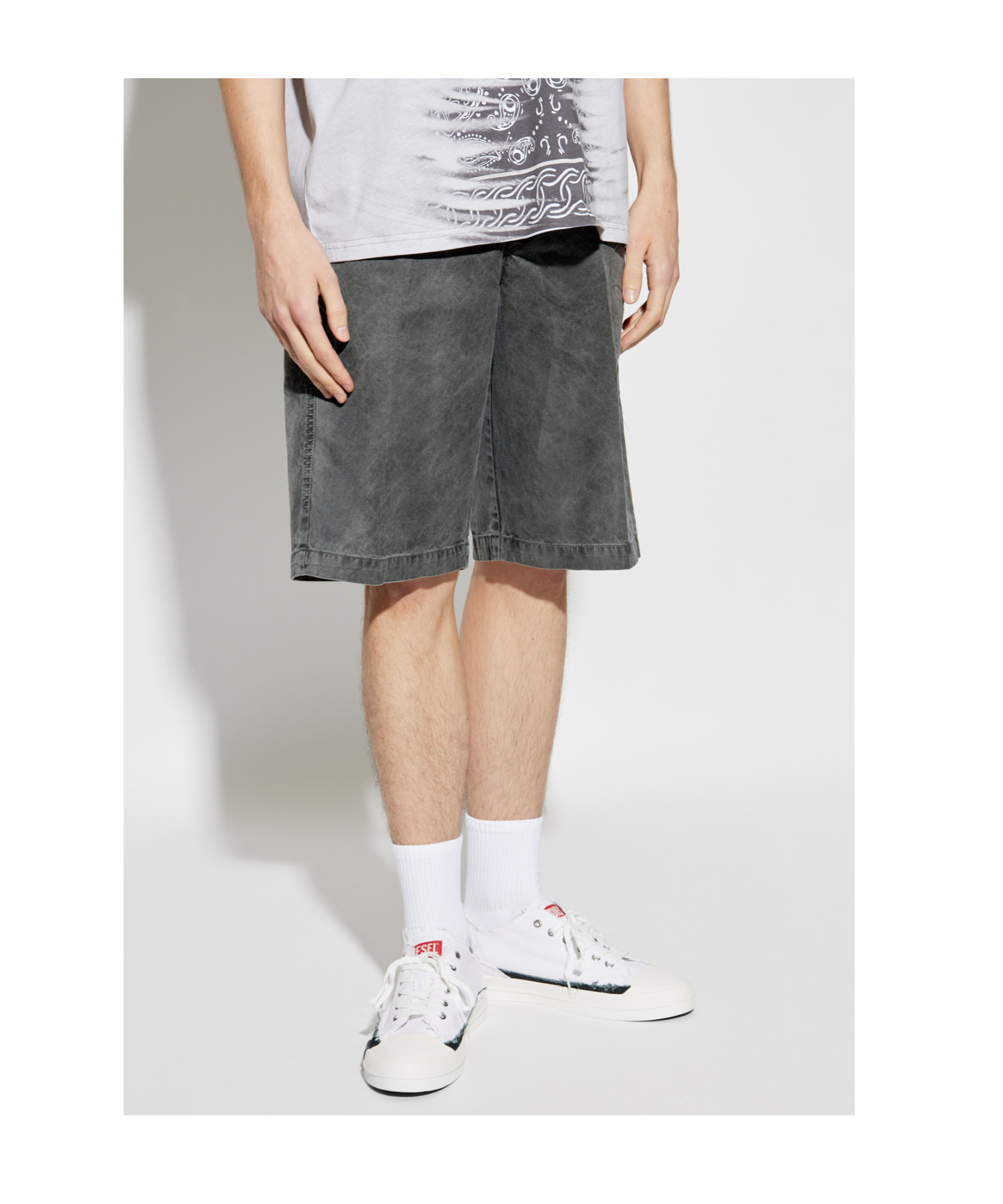 Diesel P-franck Shorts In Gray