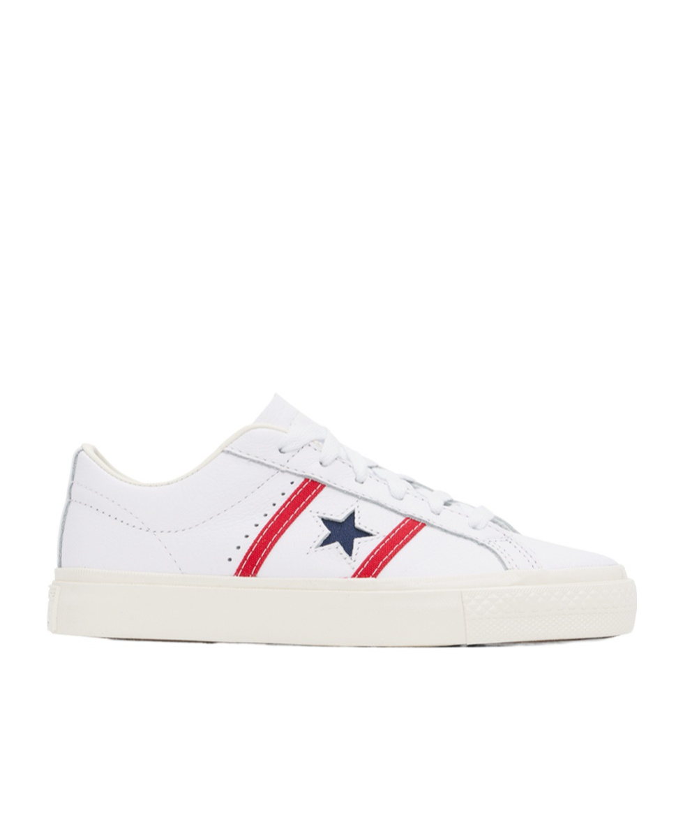 Converse One Star Academy Pro Lace-up Casual Trainers In White
