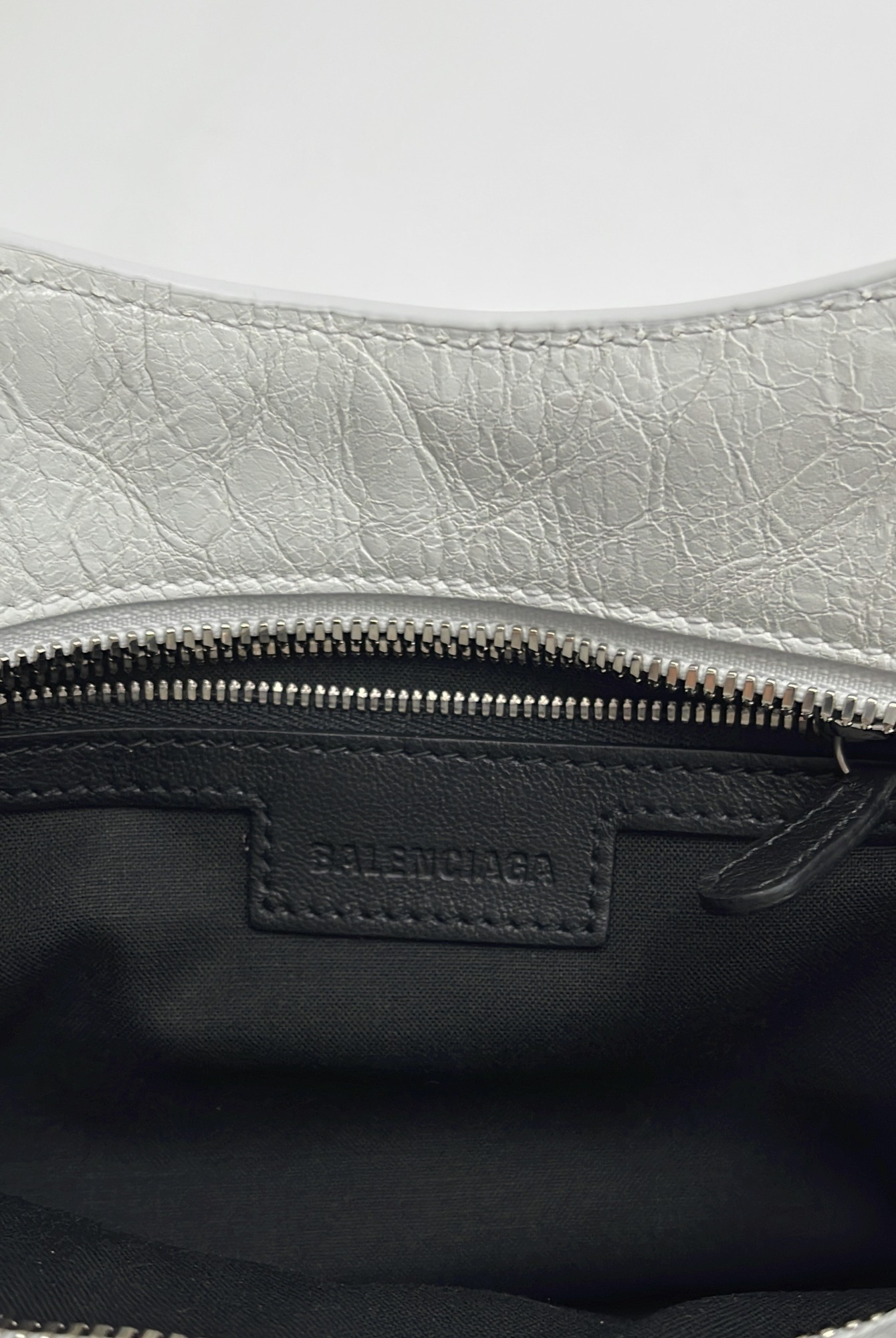 BALENCIAGA BALENCIAGA NEO CAGOLE XS SHOULDER BAG