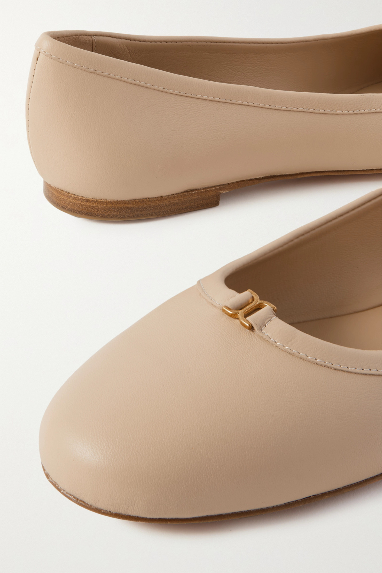 Chloé Marcie Logo Ballet Shoes In Nude