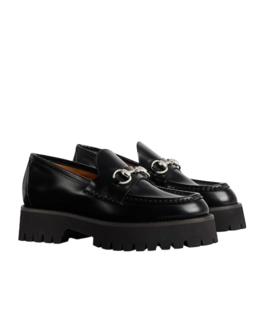 Gucci Interlocking G Chain Leather Loafers In Black