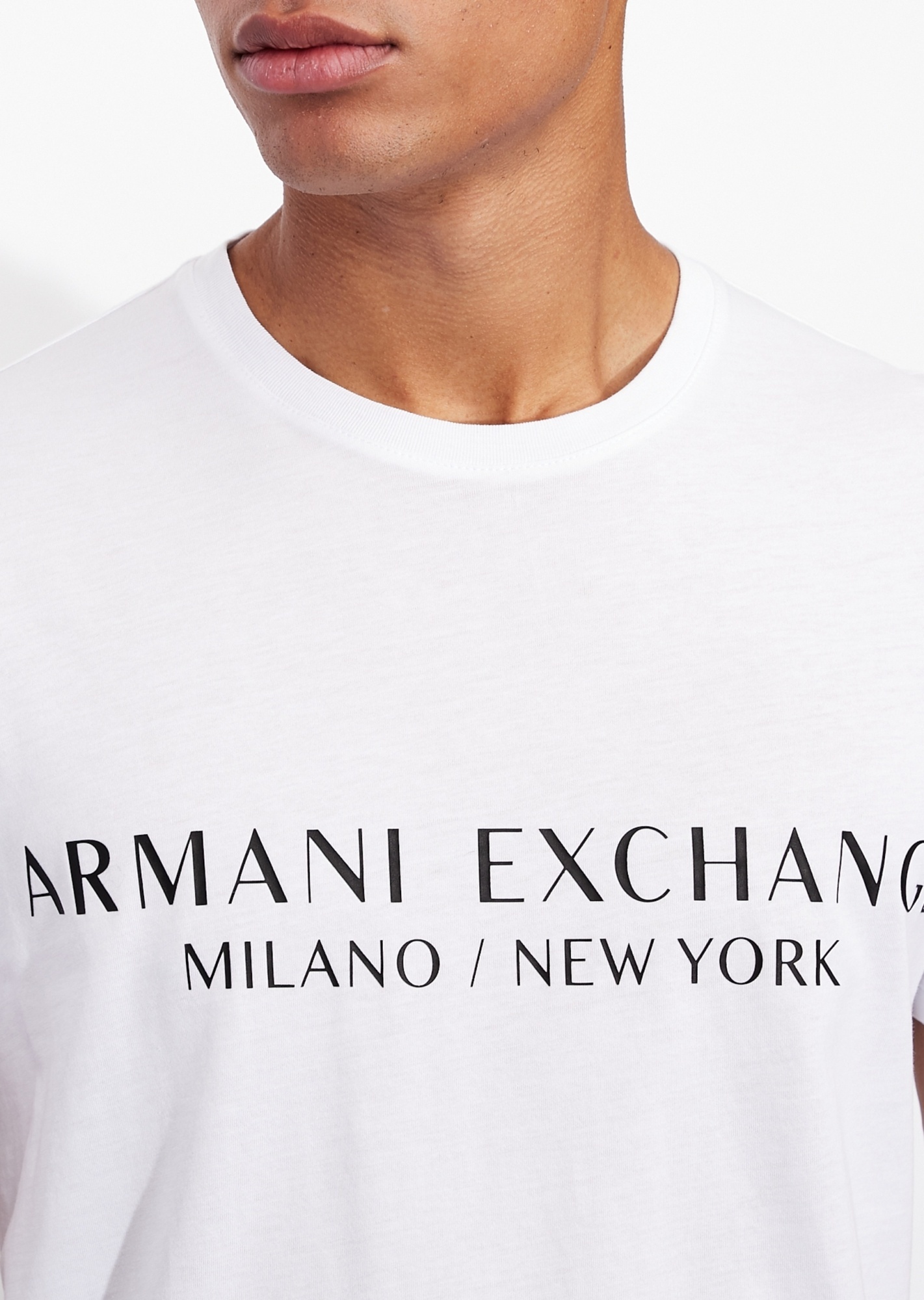 ARMANI EXCHANGE LOGO-PRINT T-SHIRT 