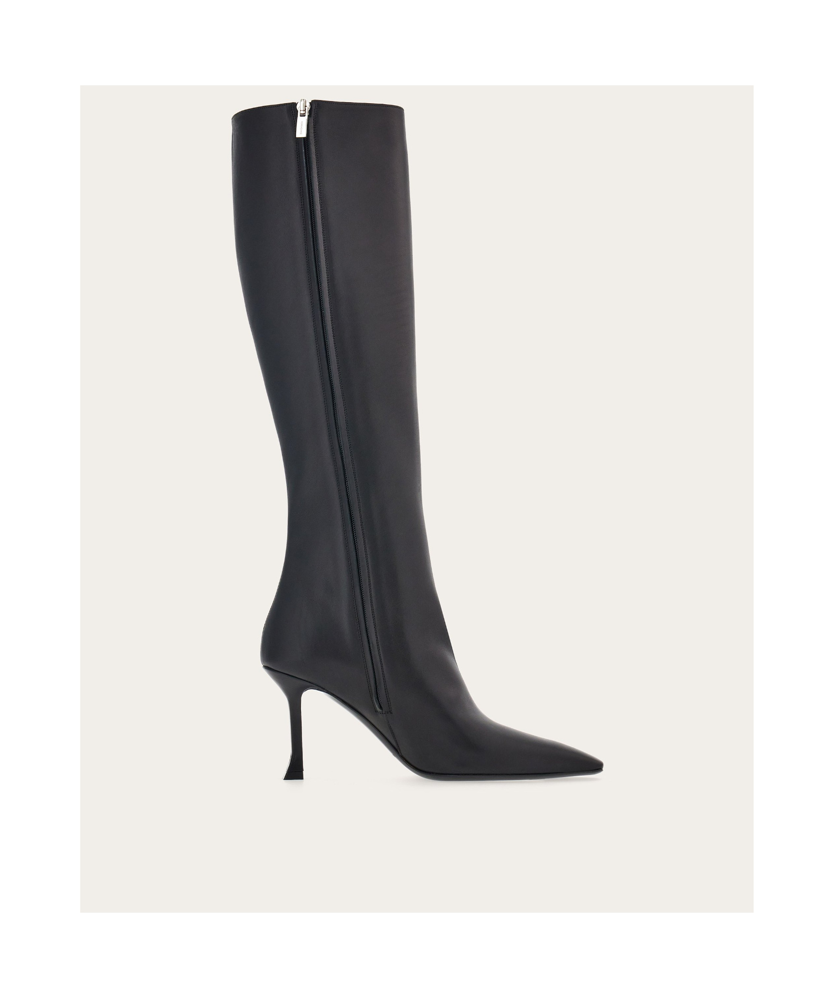 Ferragamo Pointed Boots In Black
