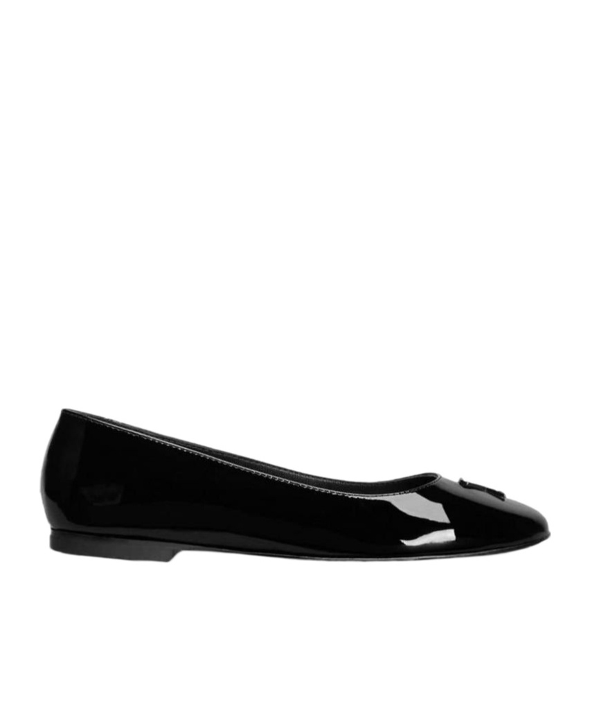Ami Alexandre Mattiussi Logo Flat Shoes In Black