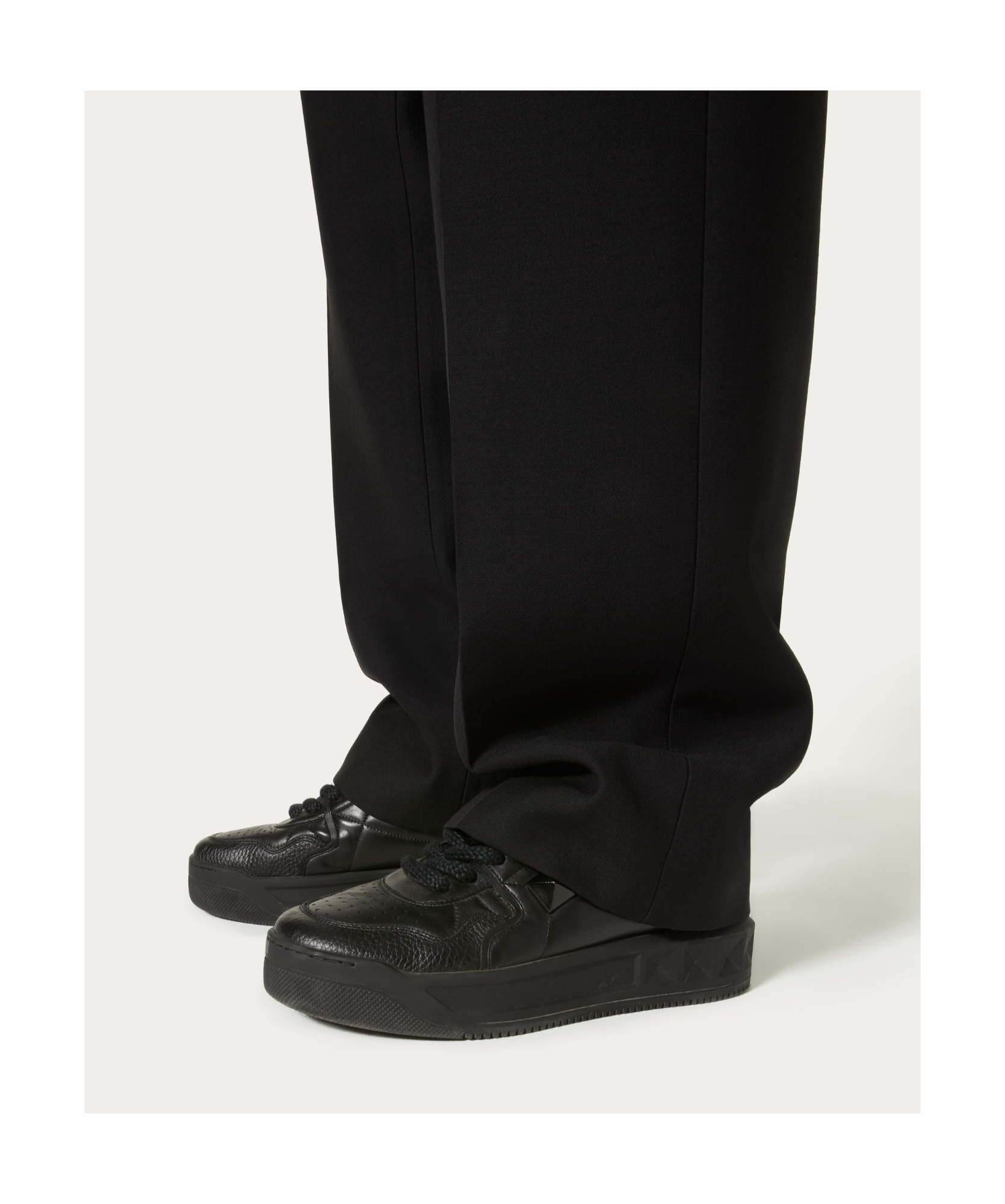 Valentino Black One Stud Xl Nappa Leather Low-top Sneakers In Black