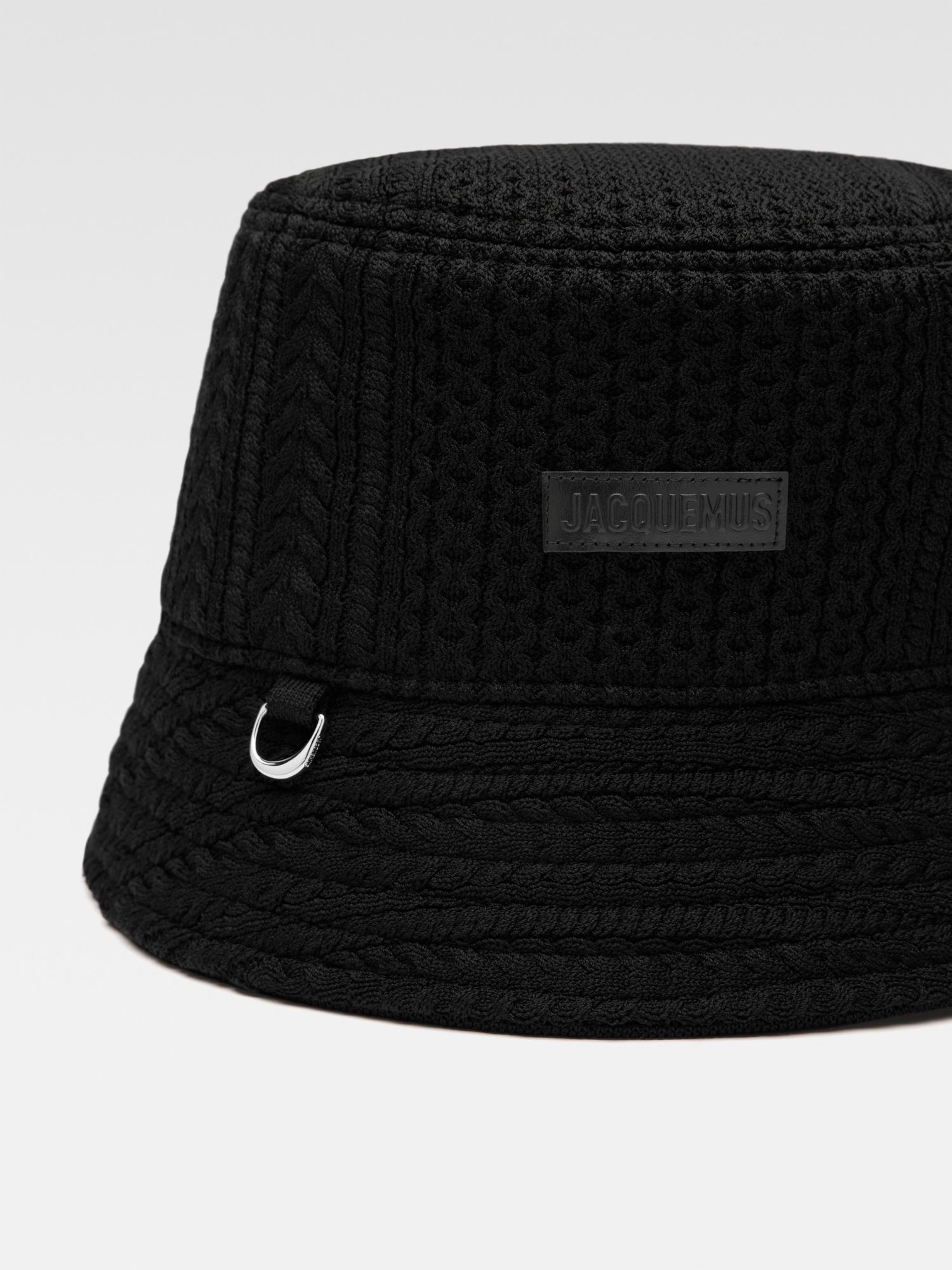 Jacquemus Le Bob Belo Cable Knit Bucket Hat In Black