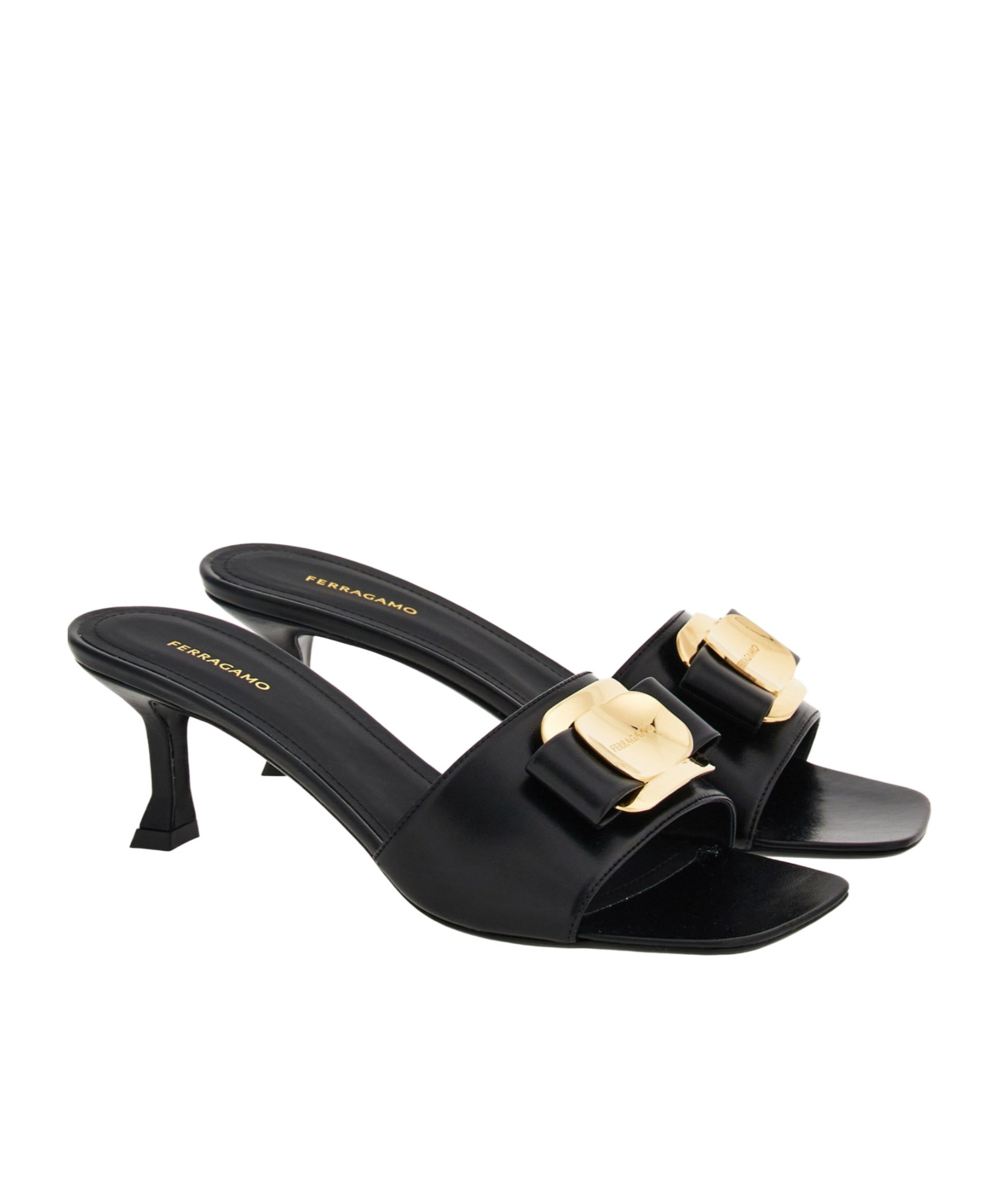 Ferragamo Zelie 55 Vara Plate Leather Sandals In Black
