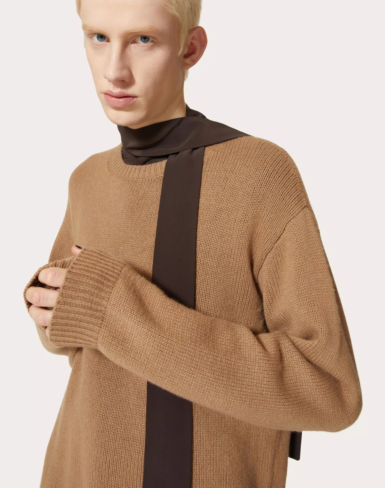 Valentino Cashmere Crewneck Jumper With Stud In Brown