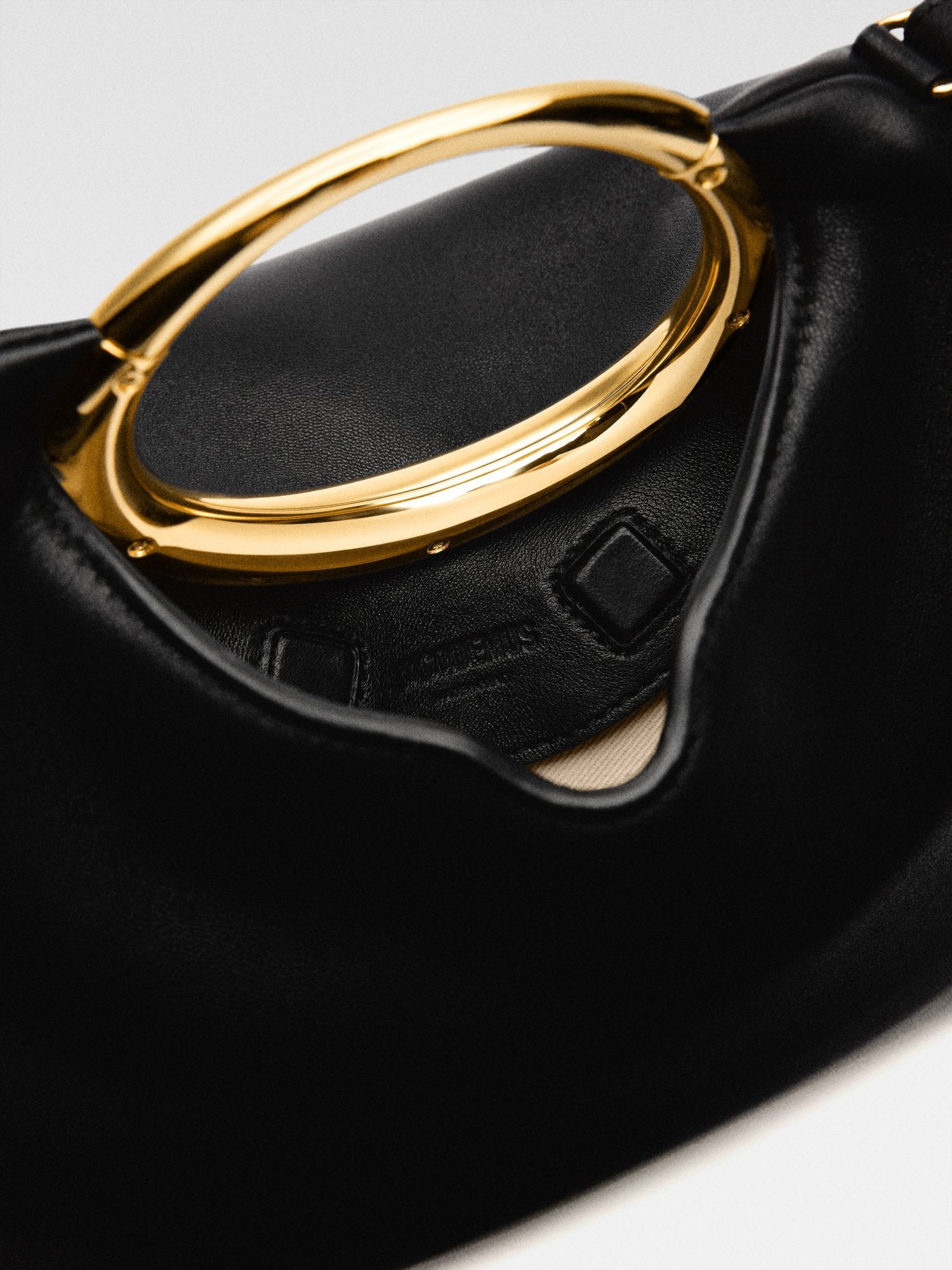 Jacquemus Small Calino Leather Top Handle Bag In Black