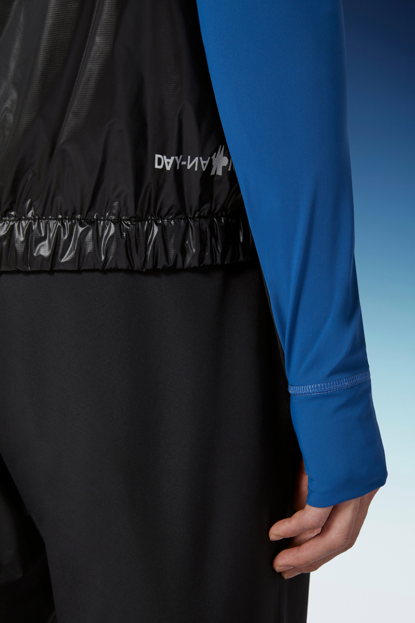 Moncler Ollon Down-feather Padded Gilet In Black