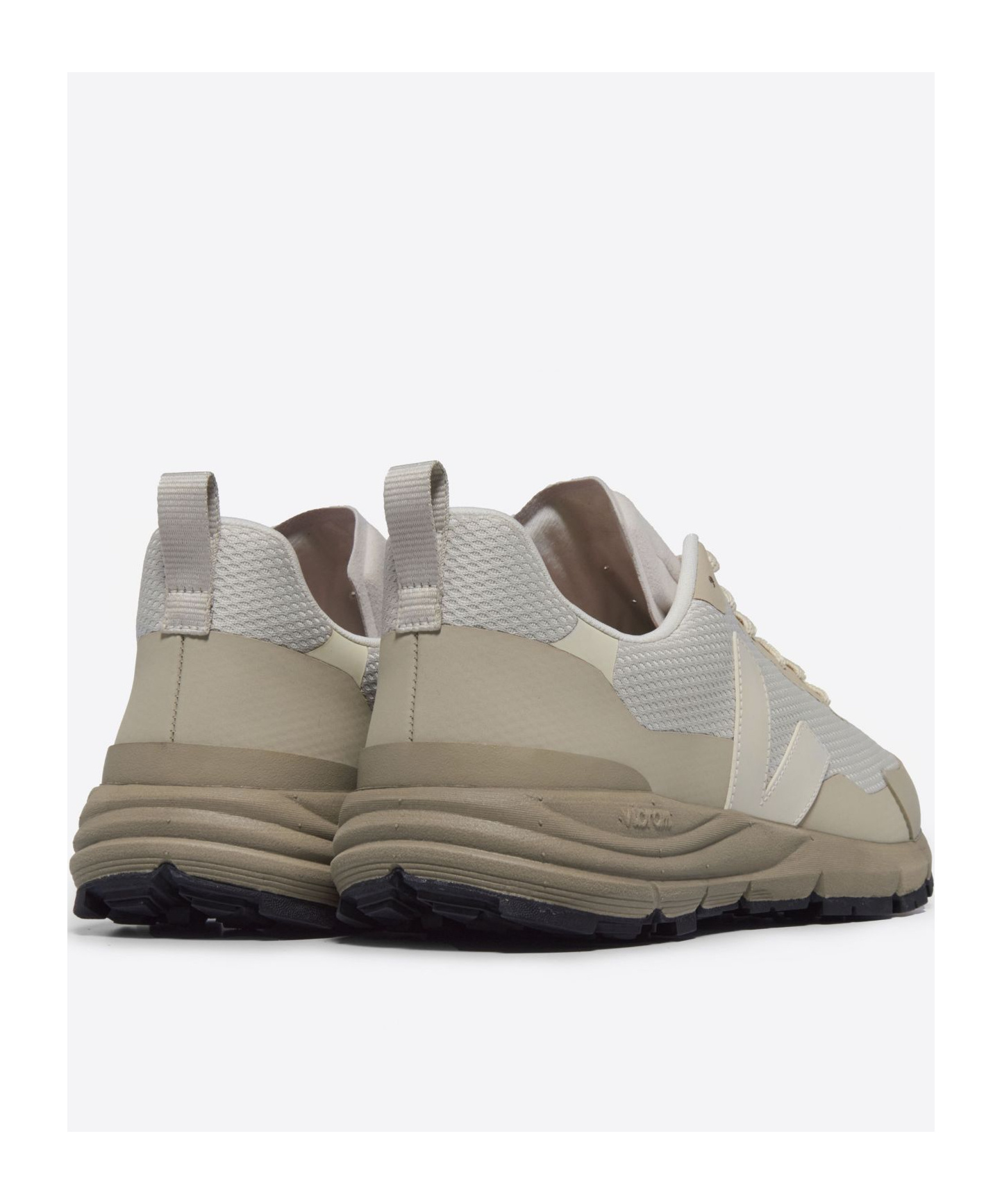 Veja Dekkan Mesh Sneakers In Gray