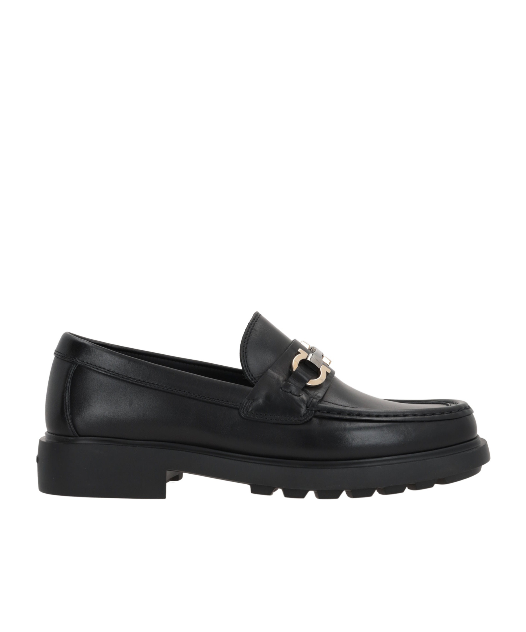 Ferragamo Elegant Douglas Loafers With Iconic Embellishment In Black