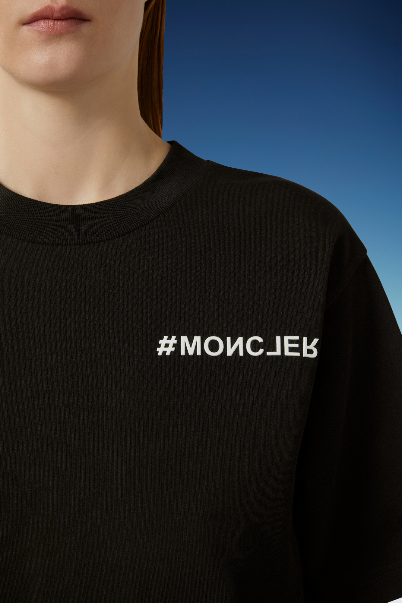 Moncler Logo T-shirt In Black