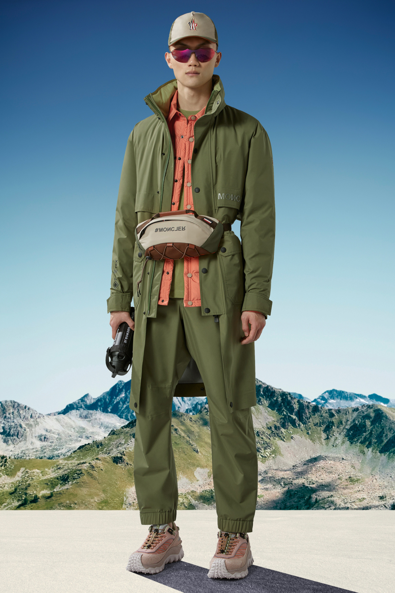 Moncler Mid-rise Tapered Performance Trousers In Green