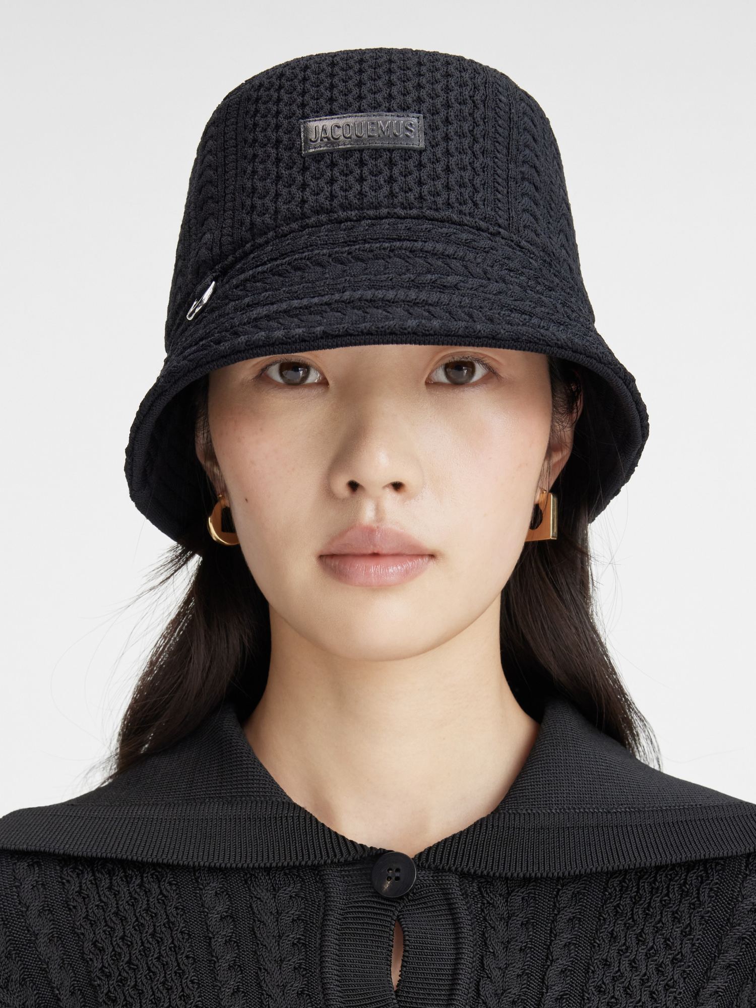 Jacquemus Le Bob Belo Cable Knit Bucket Hat In Black