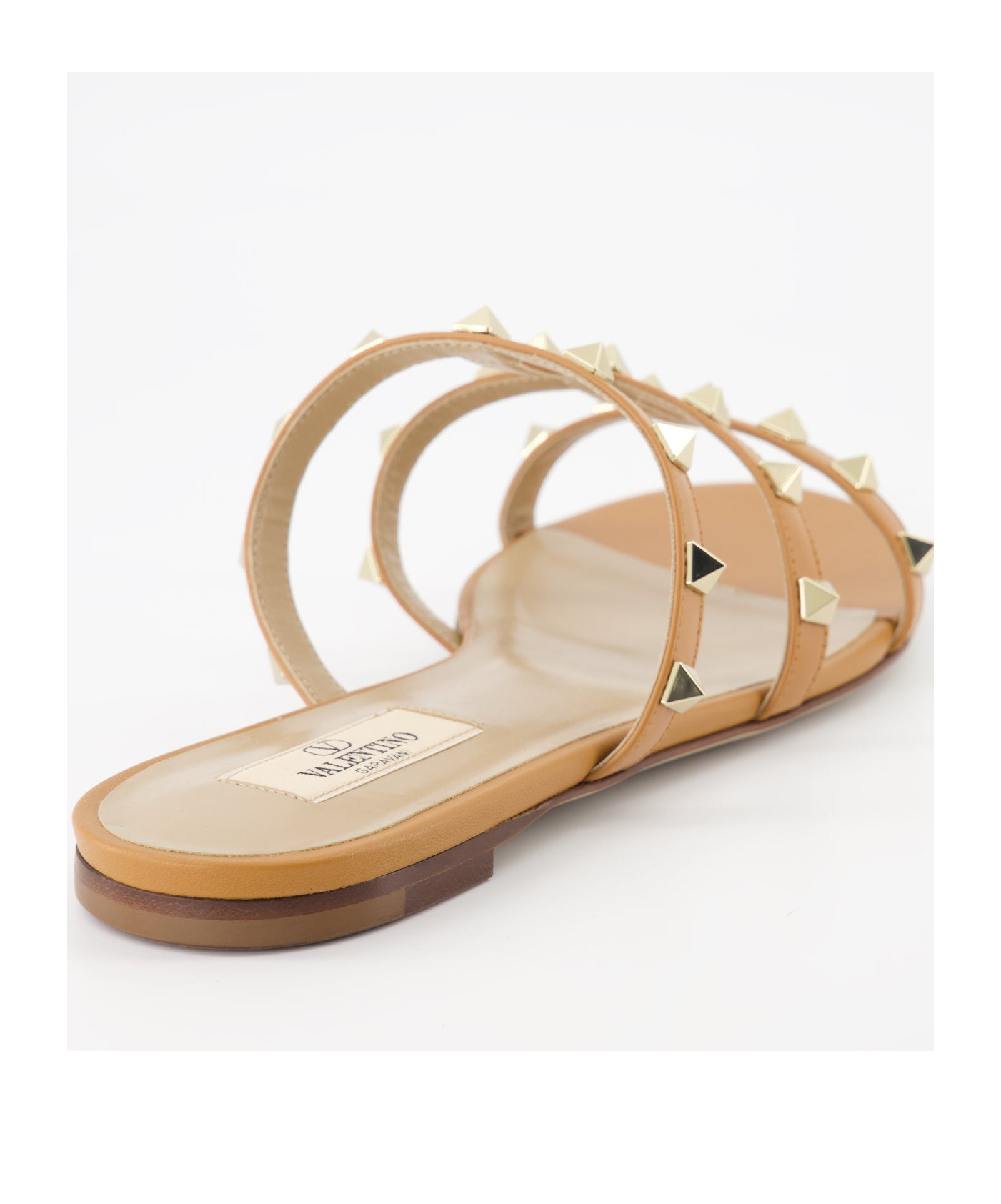 Valentino Garavani Women Rockstud Leather Flat Sandals In Nude