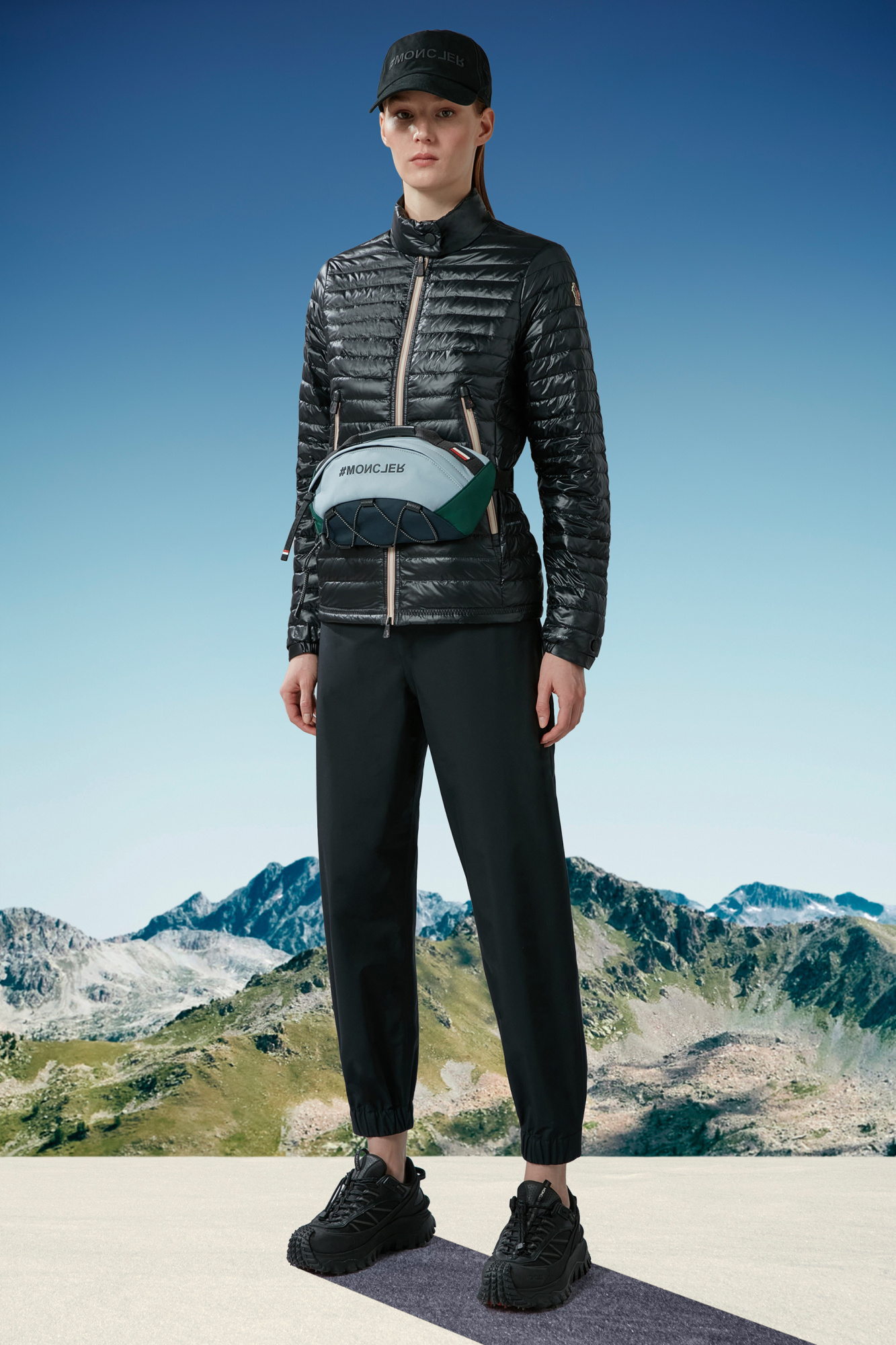 Moncler Pointax Padded Jacket In Black