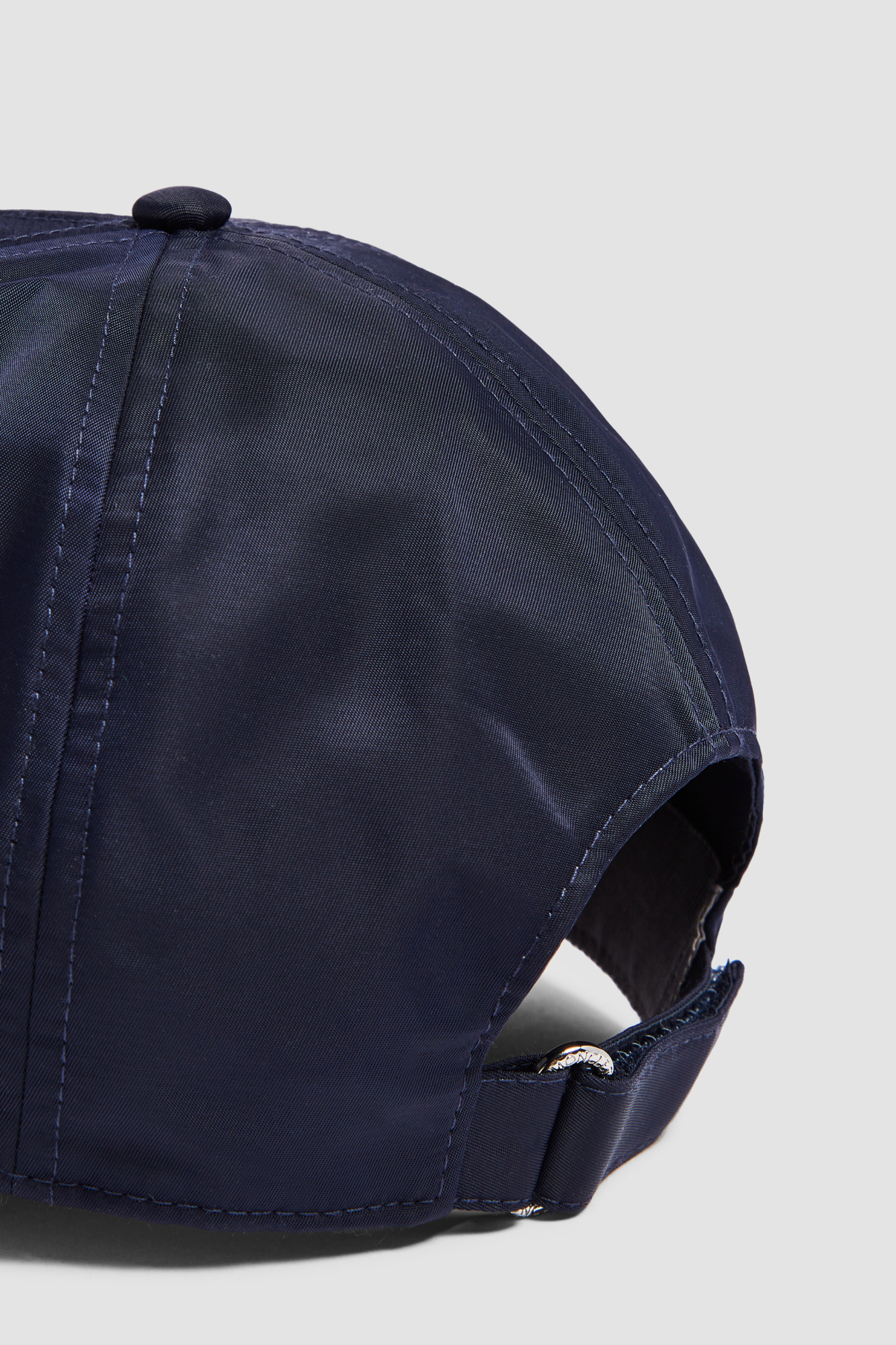 Moncler Logo Patch Baseball Cap In Black