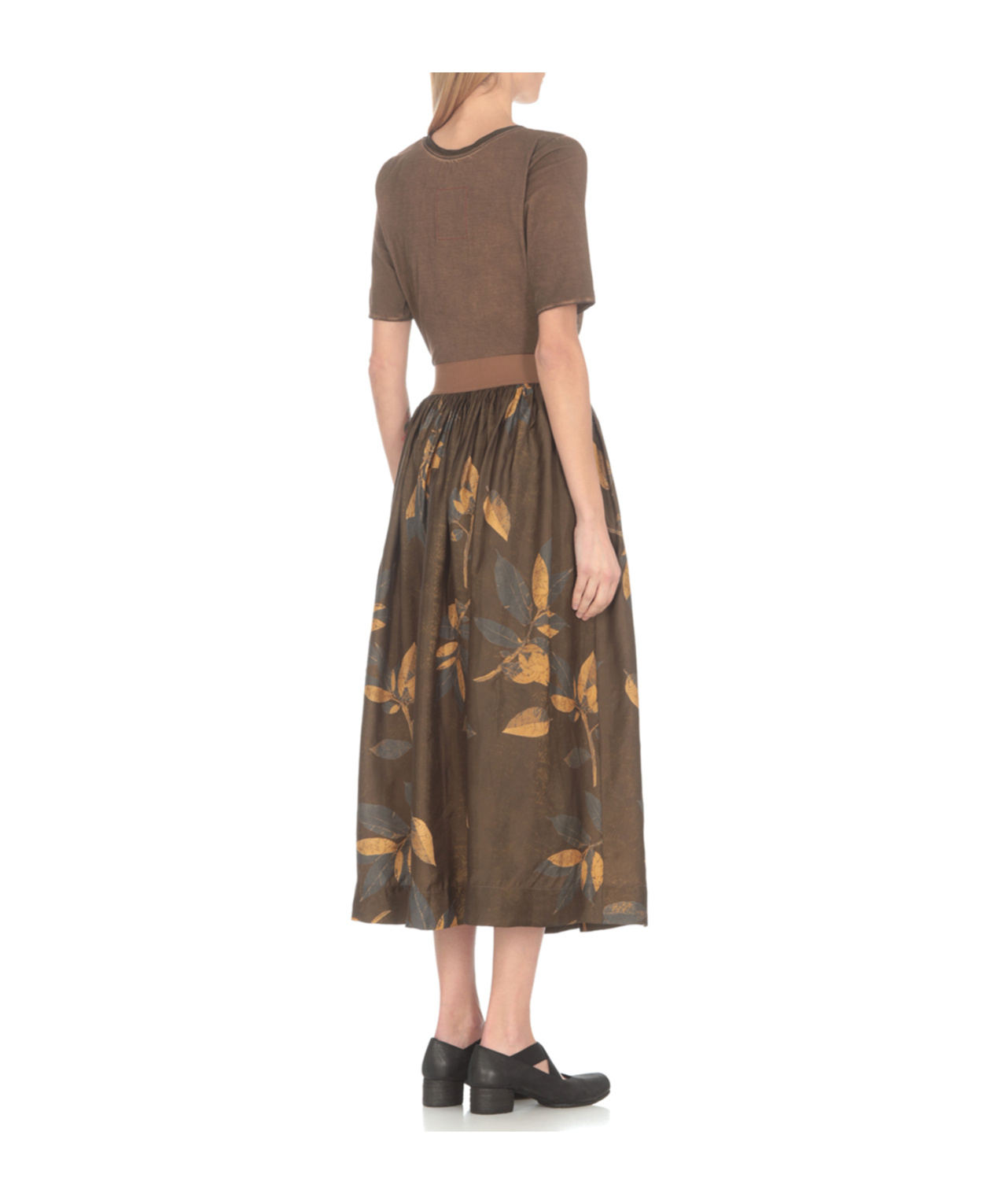 Uma Wang Gillian Leaf-print Midi Skirt In Brown