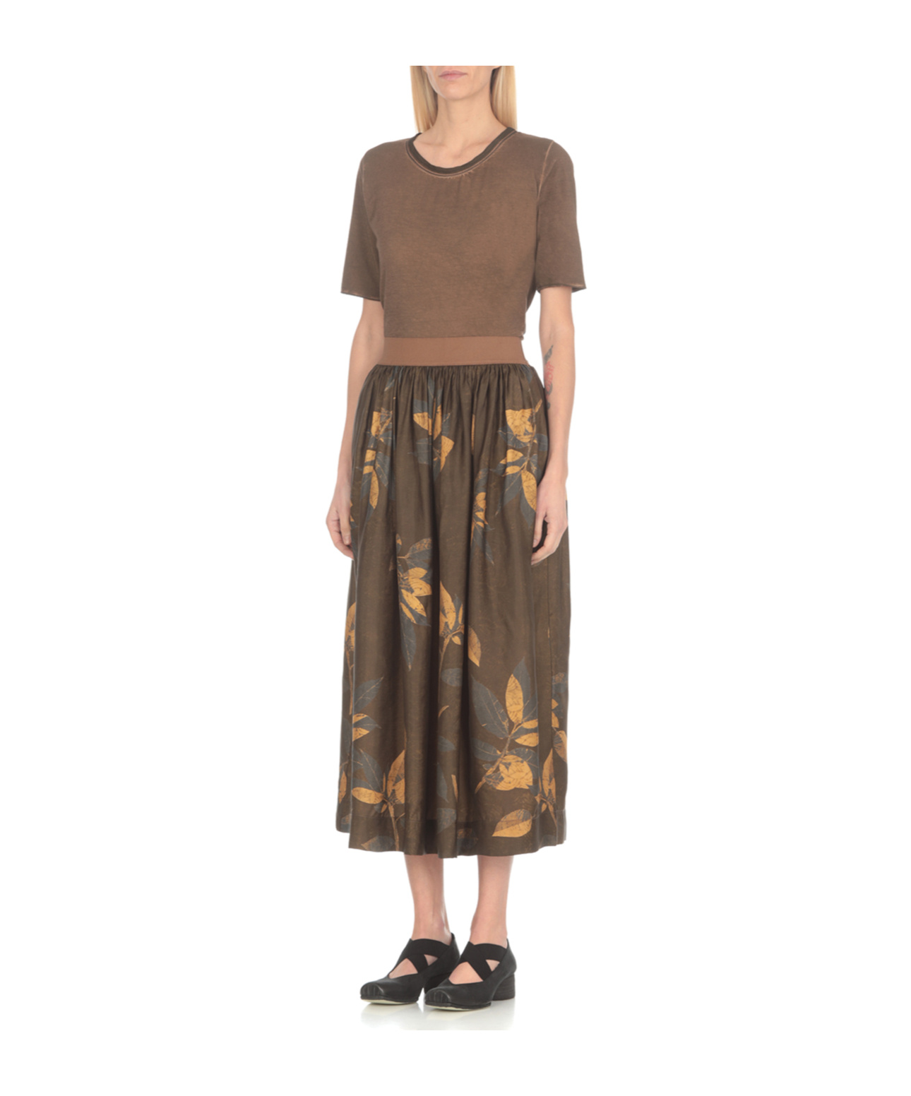 Uma Wang Gillian Leaf-print Midi Skirt In Brown