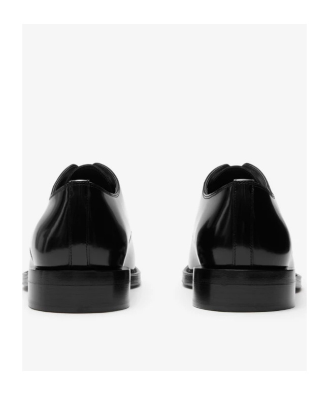 Burberry Tux Leather Derby Shoes In Black