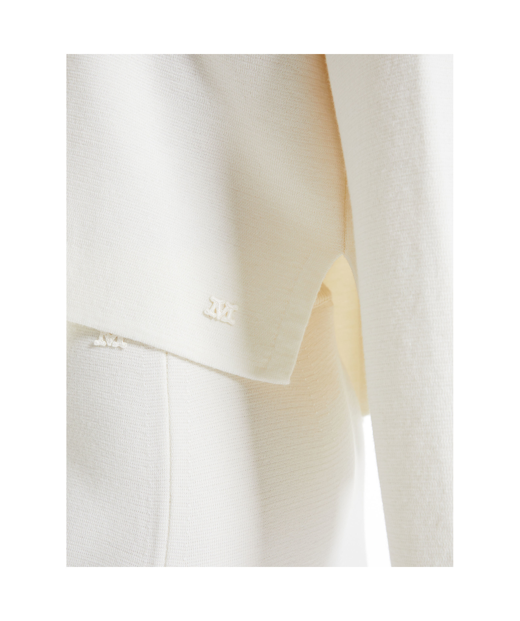 Max Mara Round Neck Woolen Sweater In White
