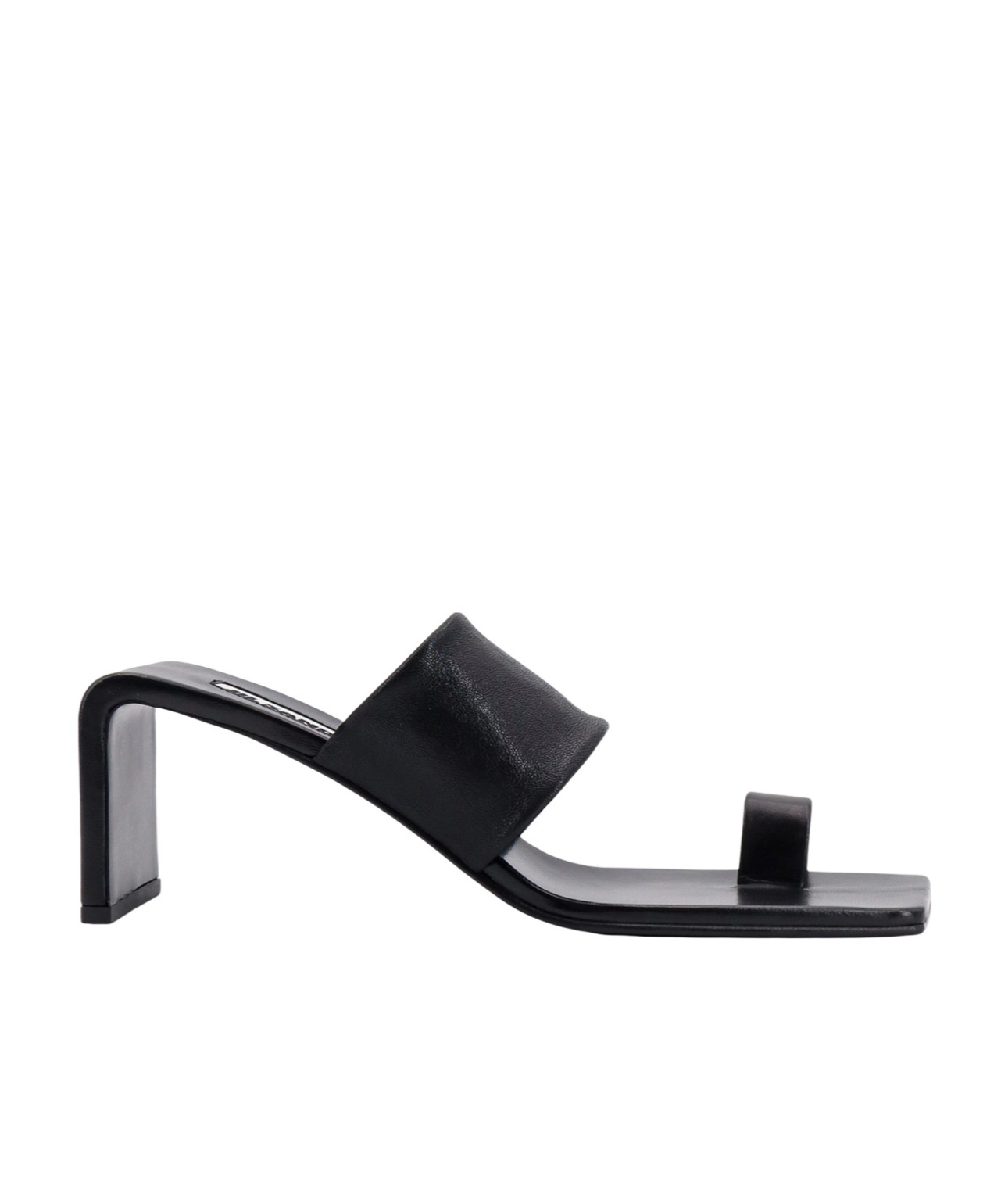 Jil Sander 50 Leather Ring-toe Sandals In Black