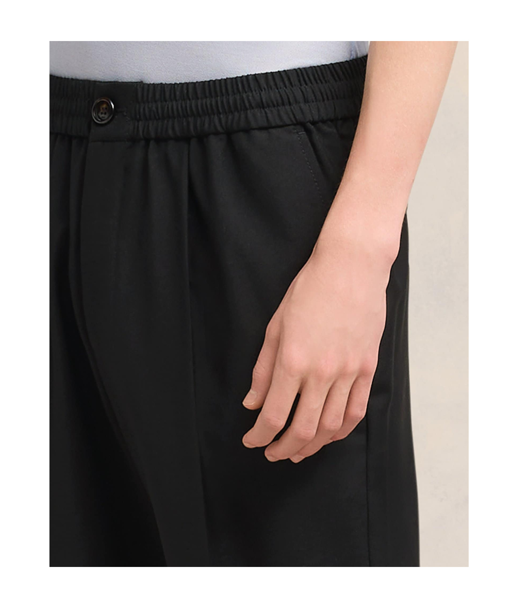 Shop Ami Alexandre Mattiussi Ami Tapered Elasticated Waist Pant In Black