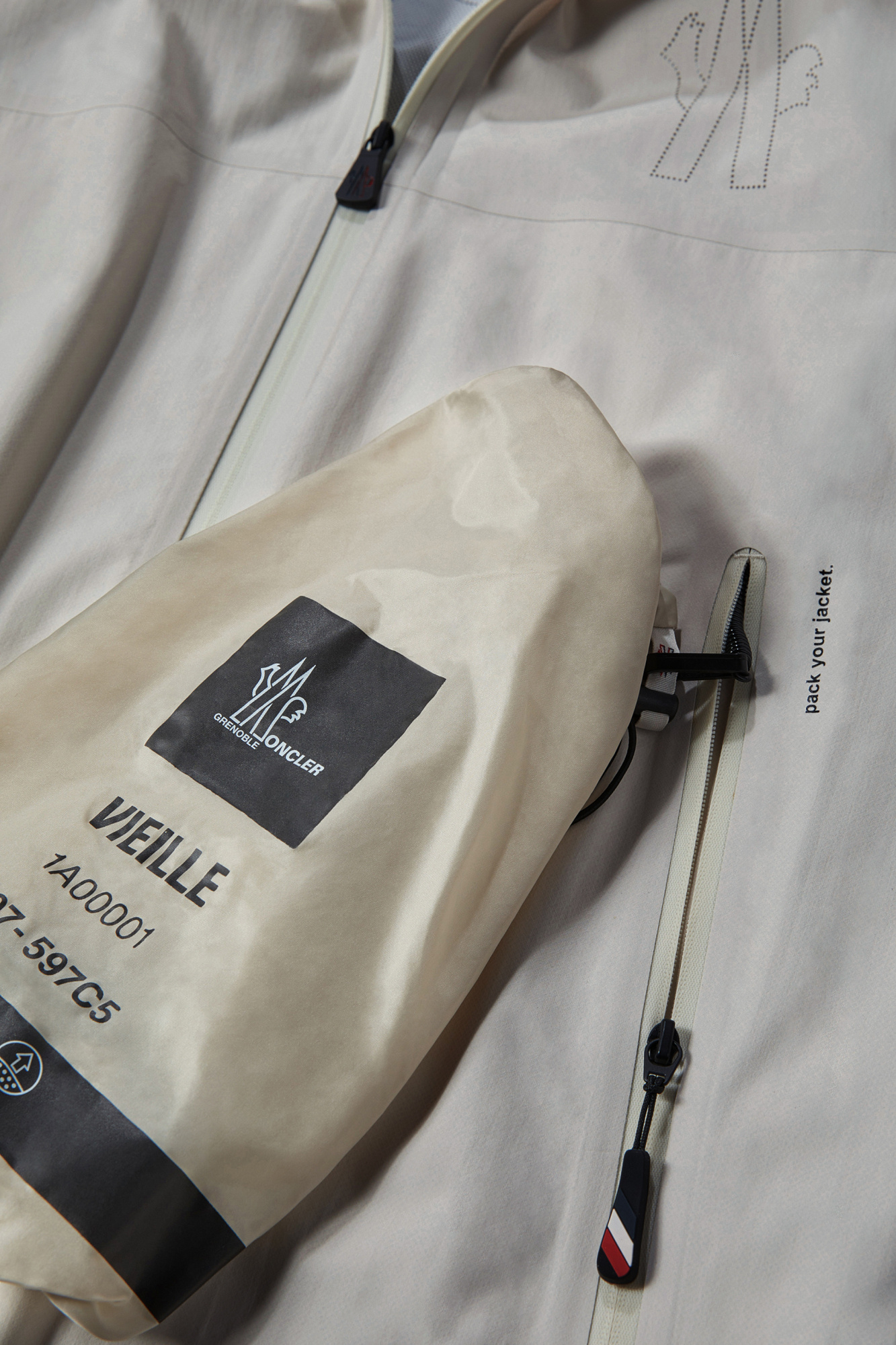 Moncler Veille Zip-up Jacket In Gray