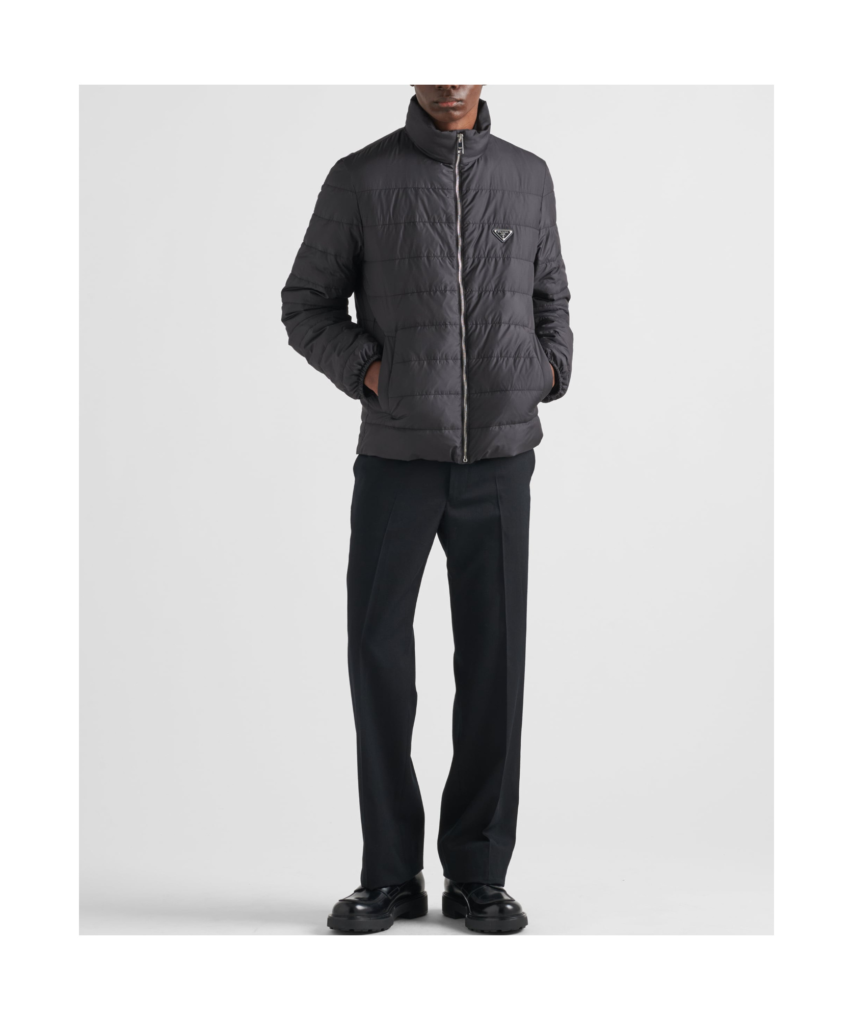 Prada Mittelschwere Daunenjacke Aus Polyester In Black