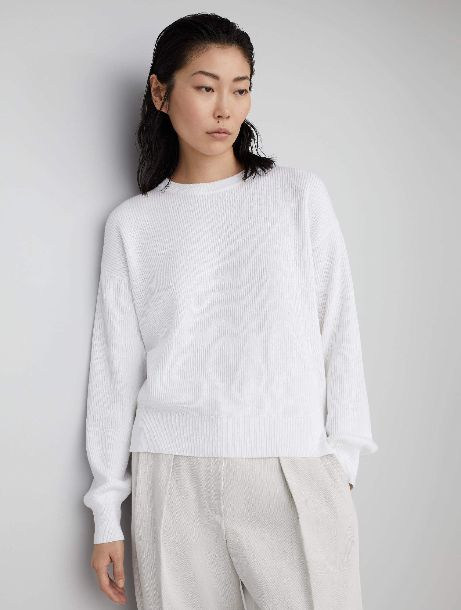 Brunello Cucinelli Relaxed-fit Trousers With High Waist And Drawstring Closure In White