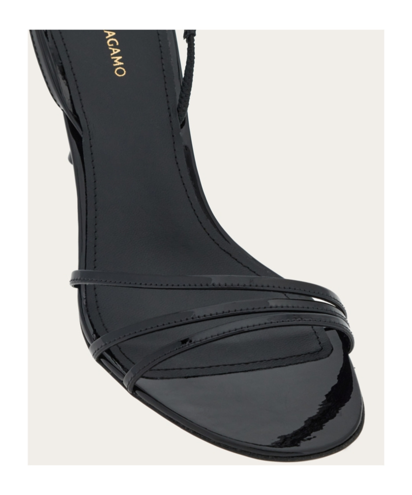 Ferragamo Salvatore Cable-link Chain Open-toe Sandals In Black