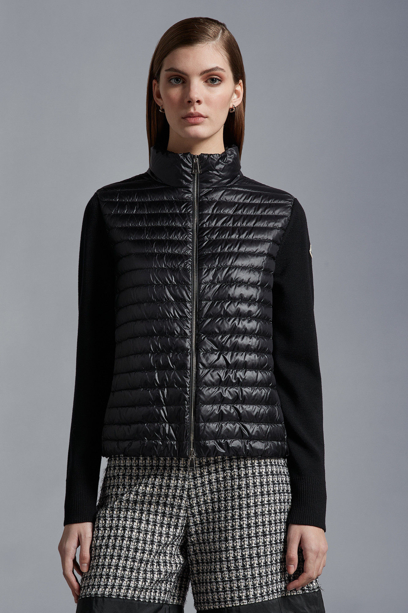 Moncler Contrasting-sleeve Padded Jacket In Black