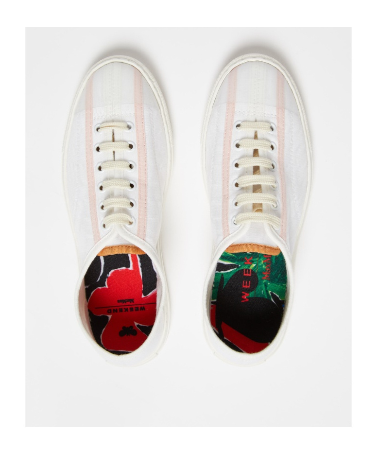 Weekend Max Mara Front Strapped Low-top Casual Shoes In White