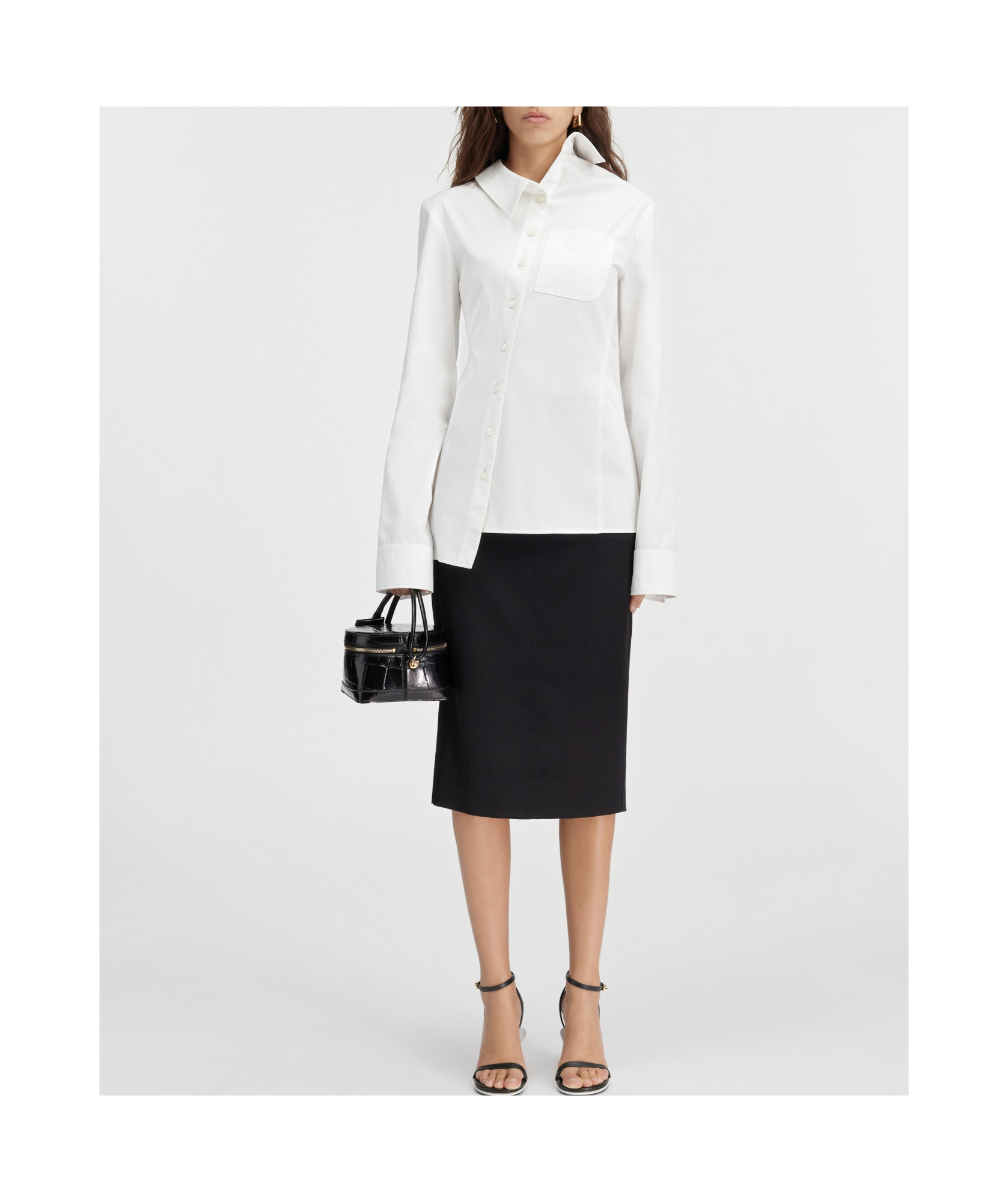 Jacquemus Pablo Asymmetric Button-up Shirt In White