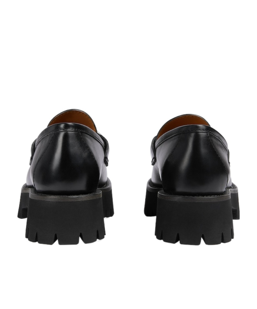 Gucci Interlocking G Chain Leather Loafers In Black