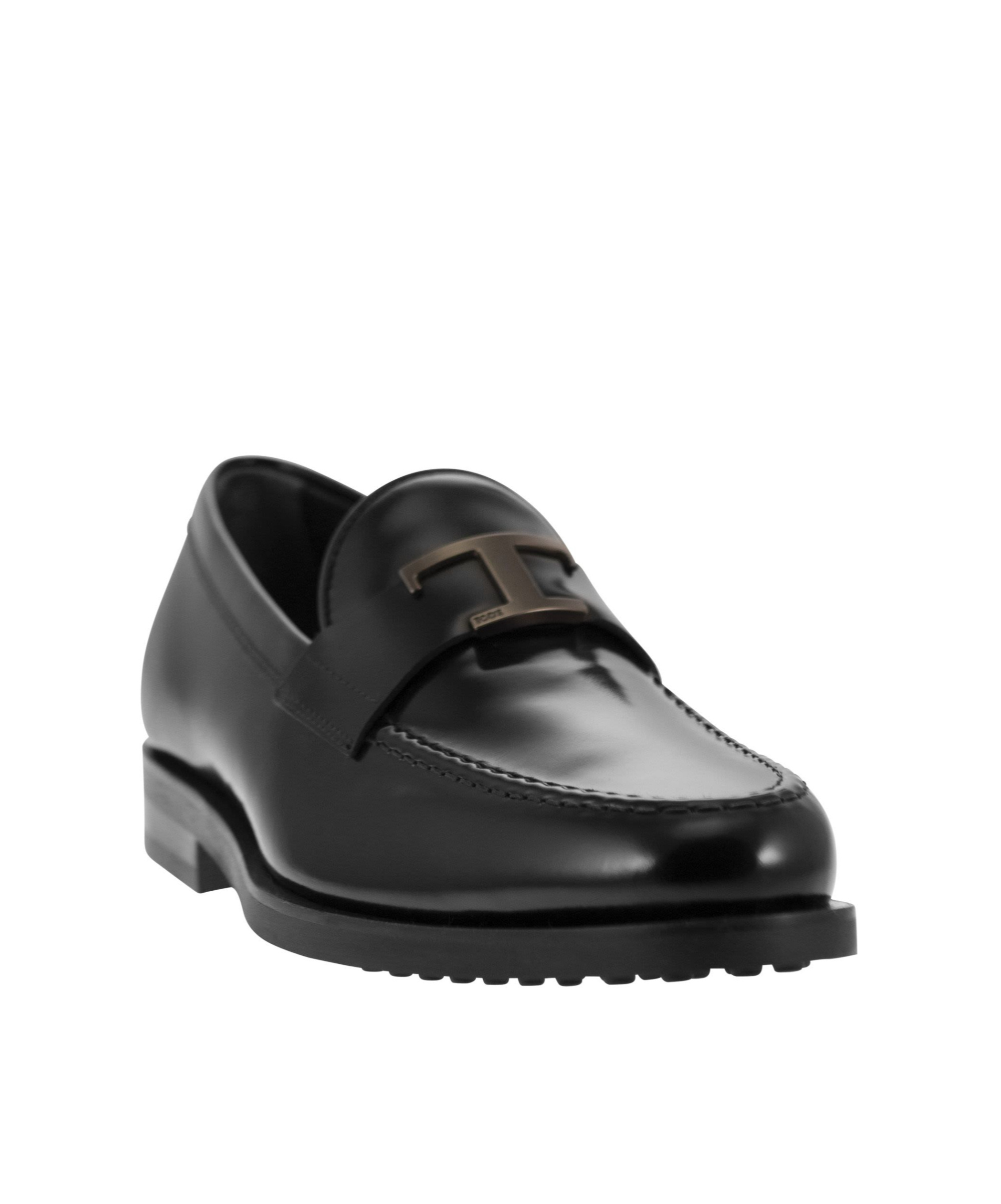 Tod's Smooth Leather Moccasin Loafers With Subtle Stitching In Black