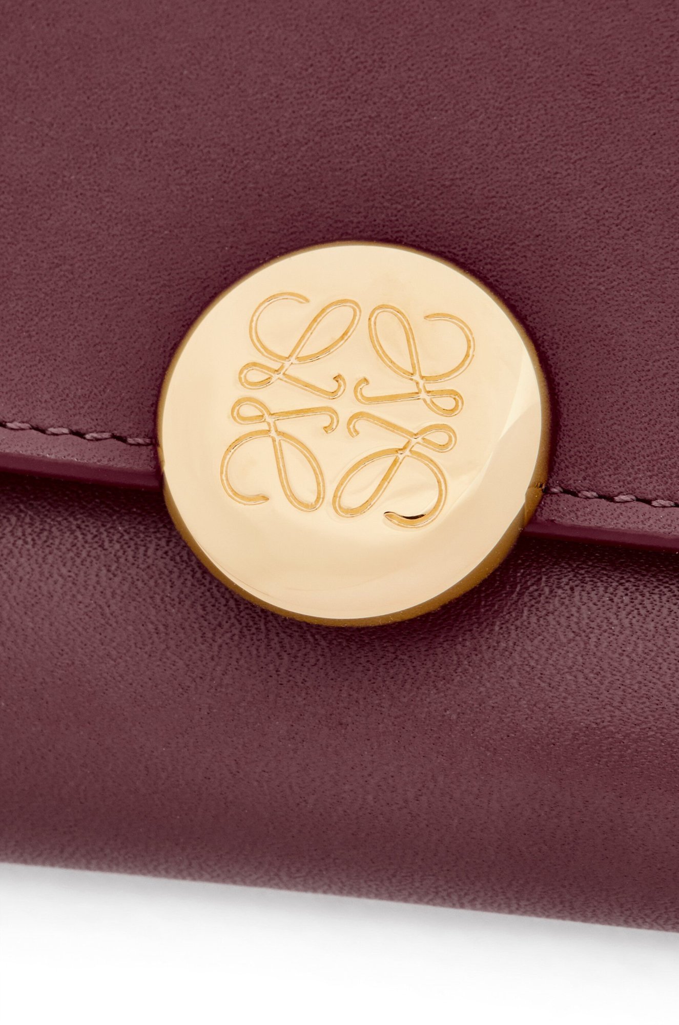 Loewe Pebble Small Vertical Wallet In Red