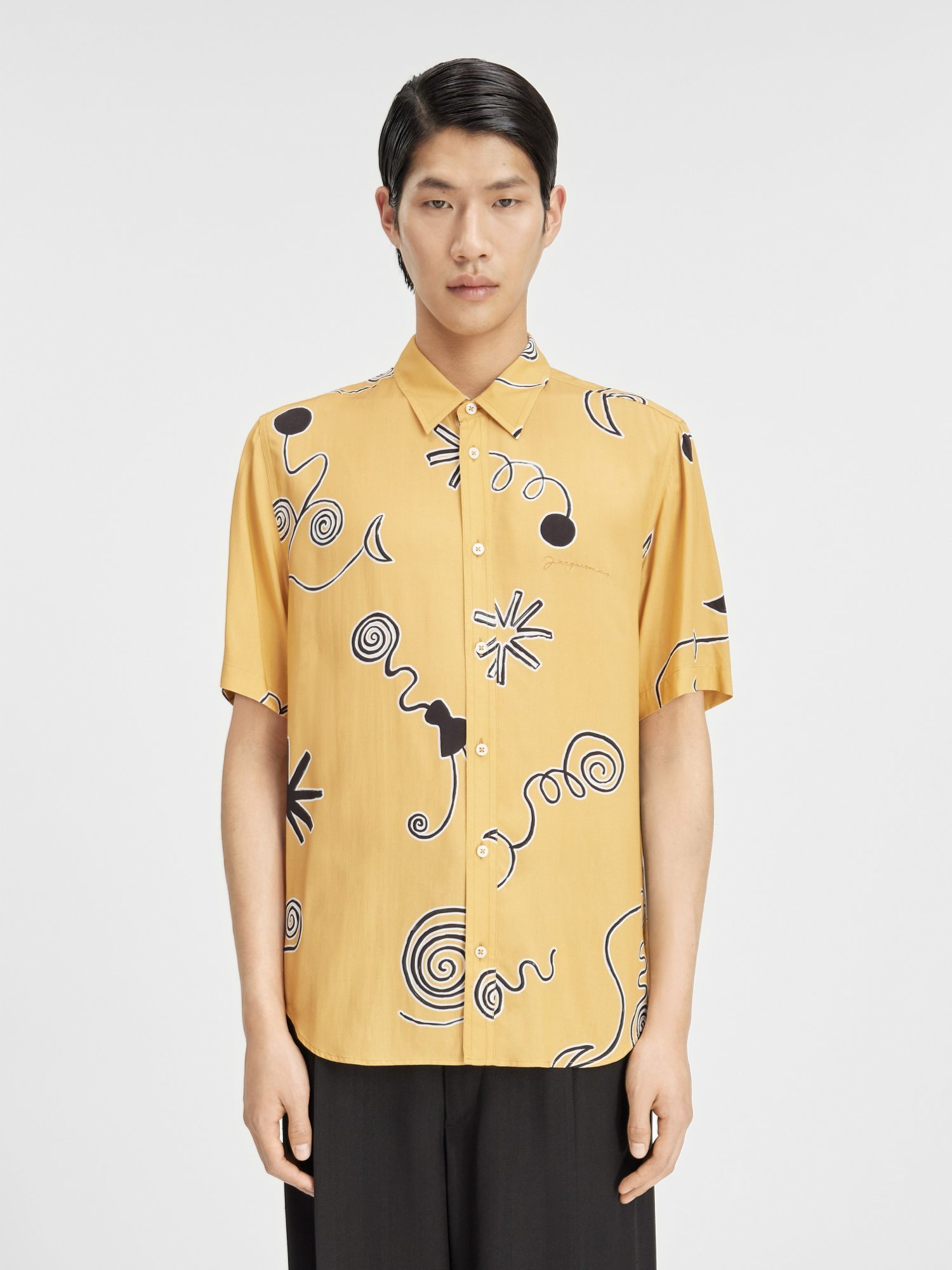 Shop Jacquemus Arty Spiral Print Short-sleeve Shirt In Yellow