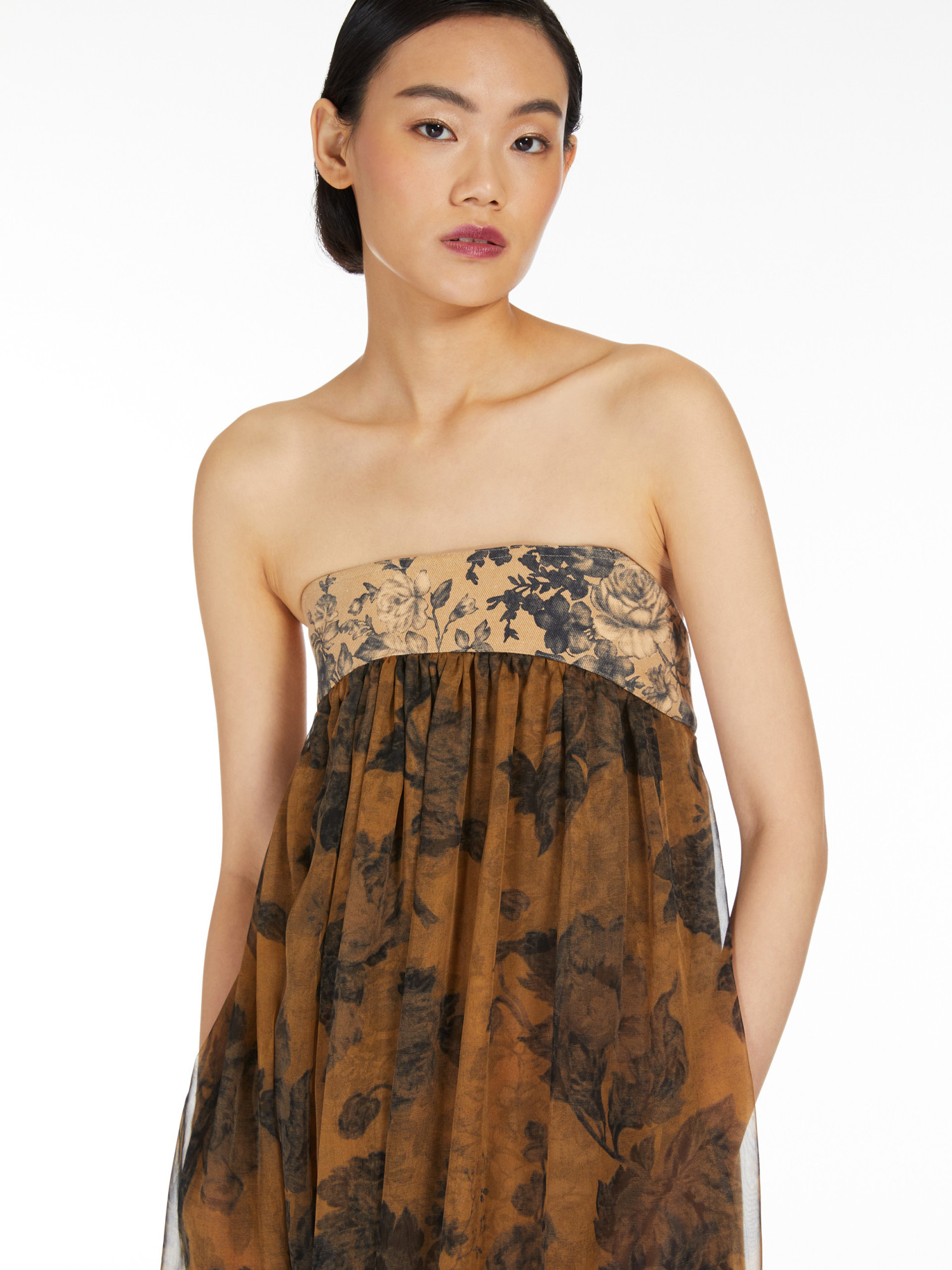 MAX MARA A DRESS WITH A FLORAL PATTERN AND A BRA.