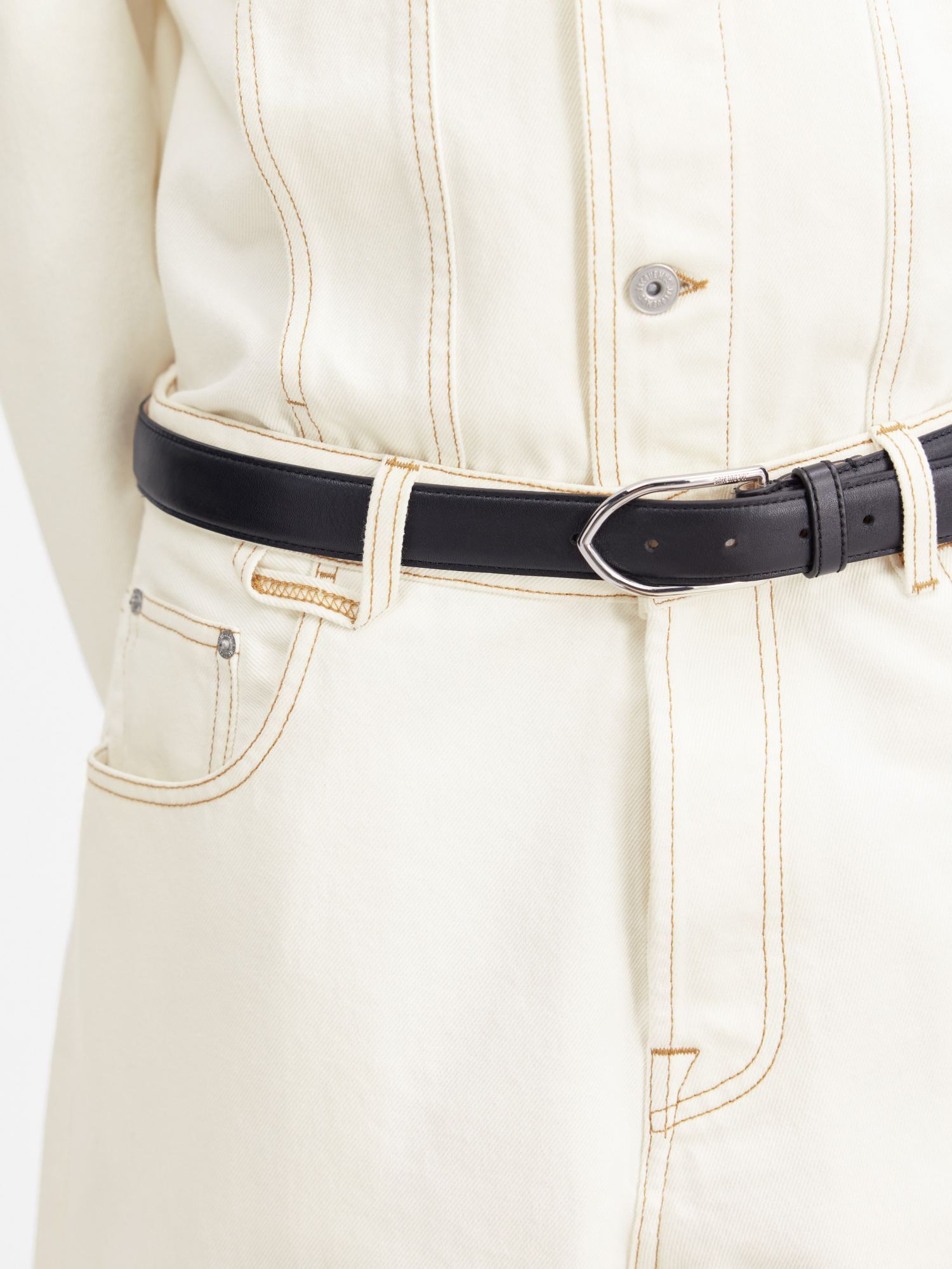Jacquemus Wide-legged Jeans In White