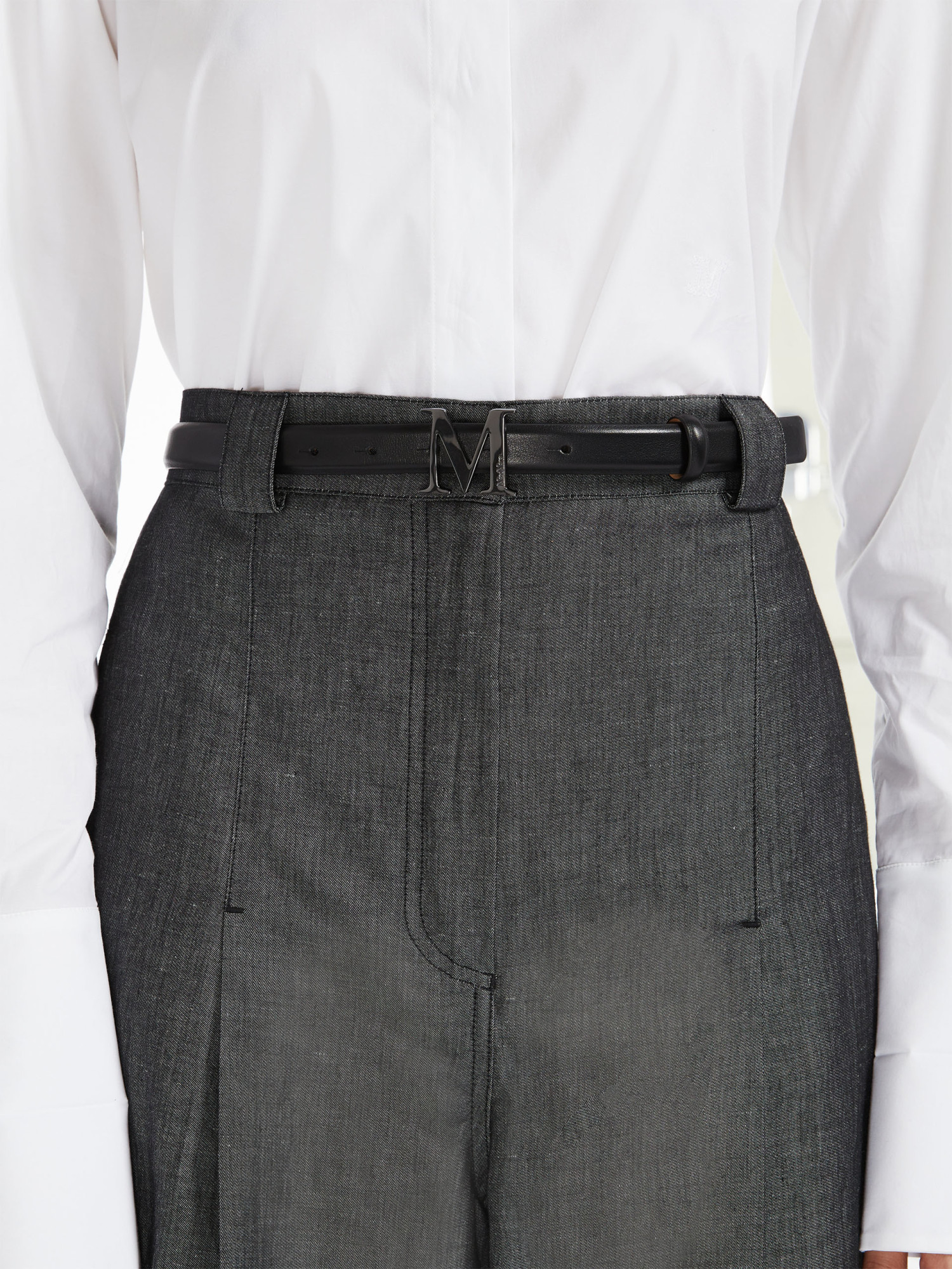 Max Mara Adjustable Smooth Finish Belt With Metallic Buckle In Black