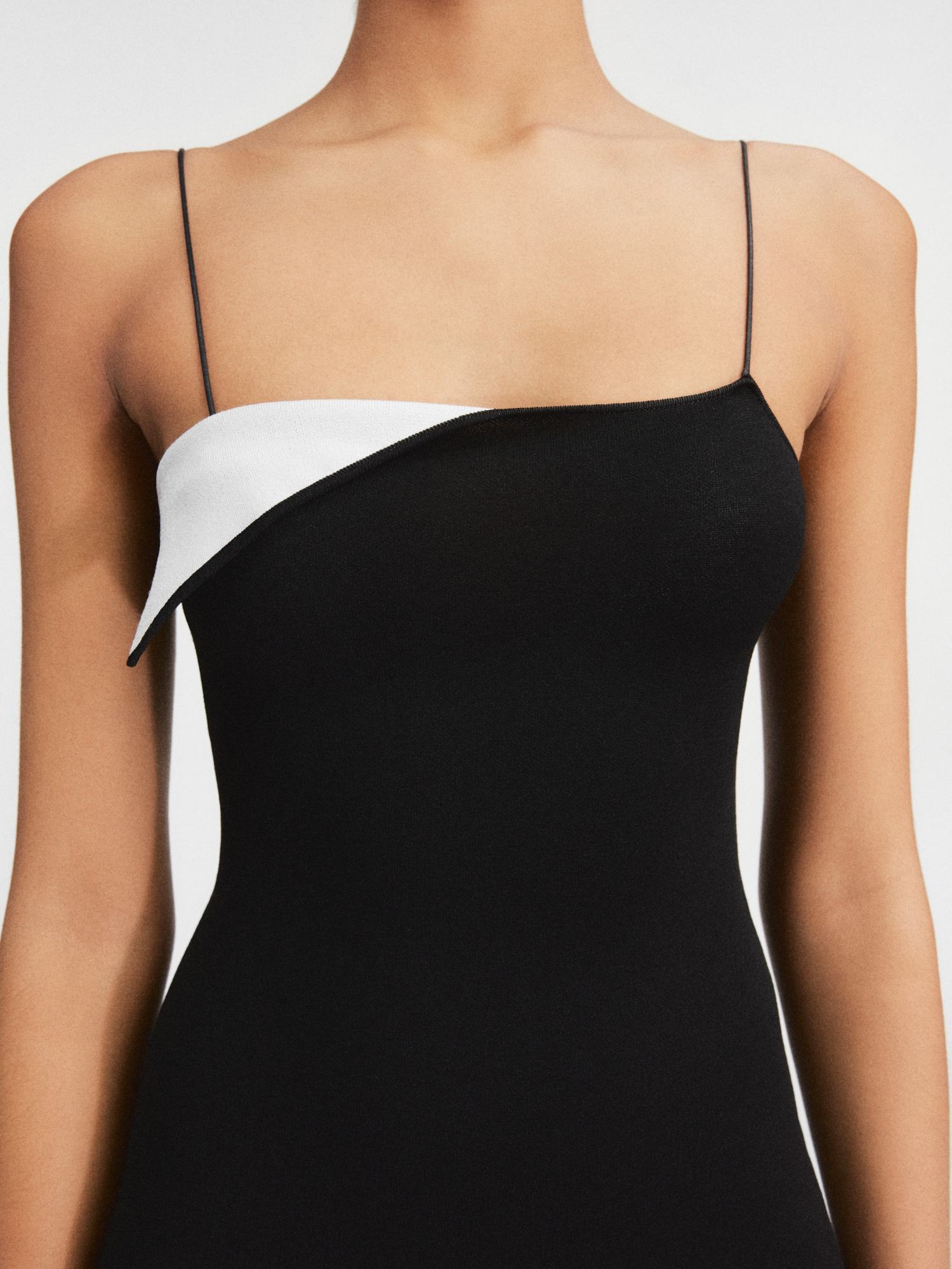 Jacquemus La Robe Aro Contrast Gown In Black