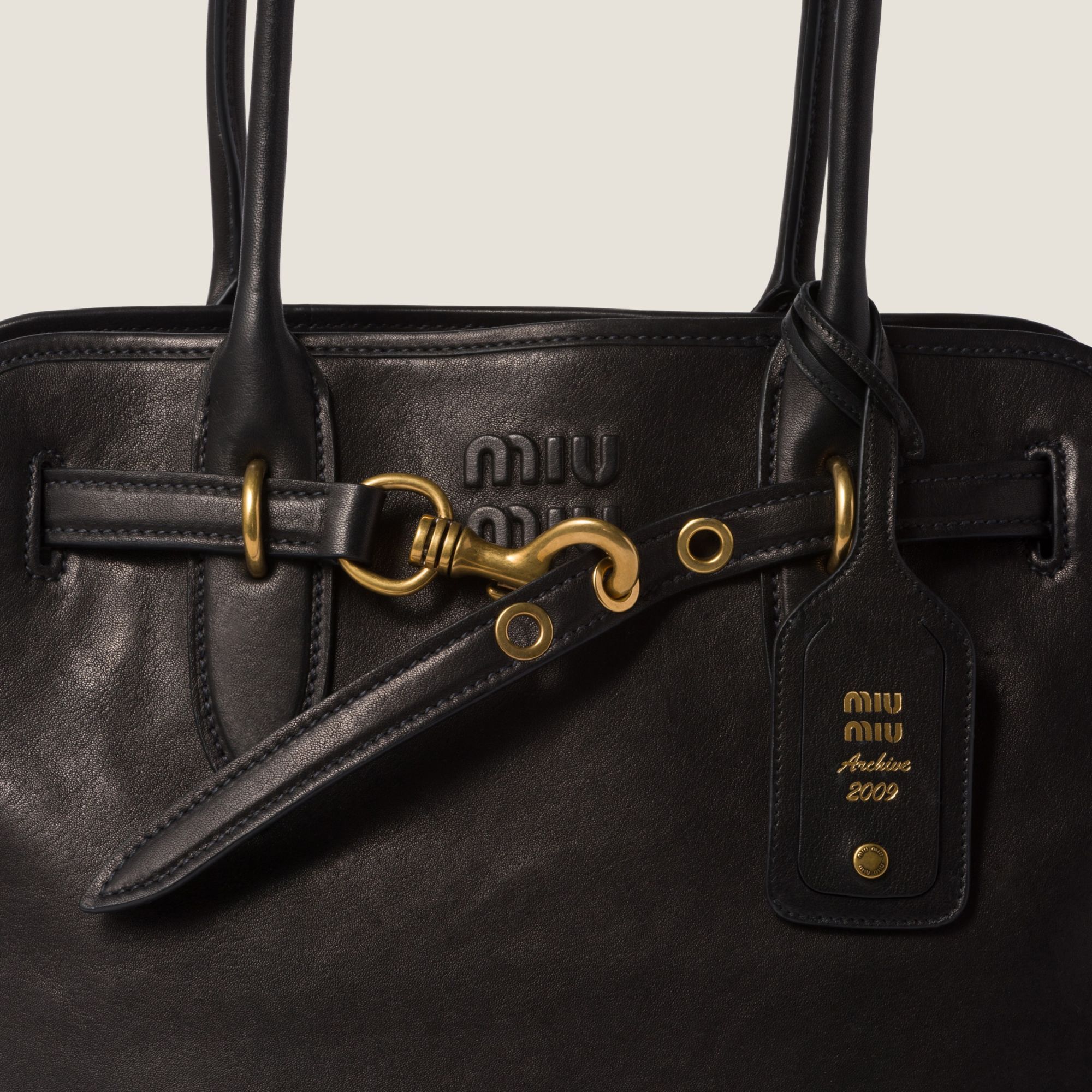 Miu Miu Black Nappa Leather Aventure Bag Women In Black