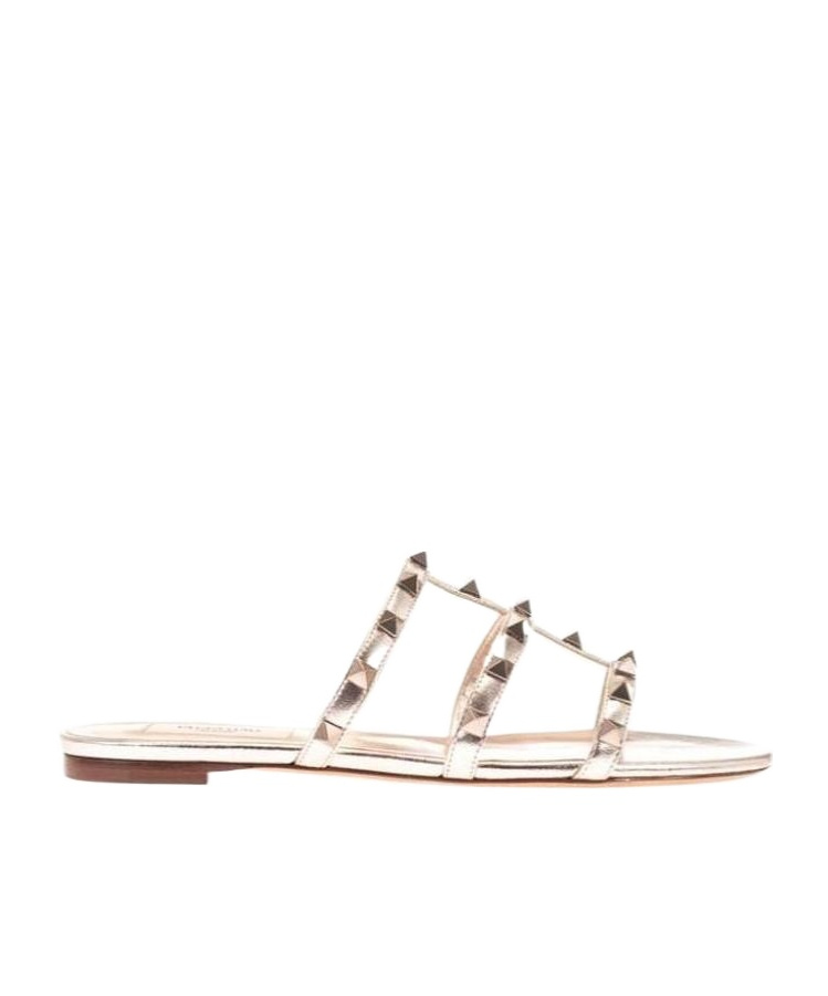 Valentino Garavani Leather Rockstud Sandals In Nude