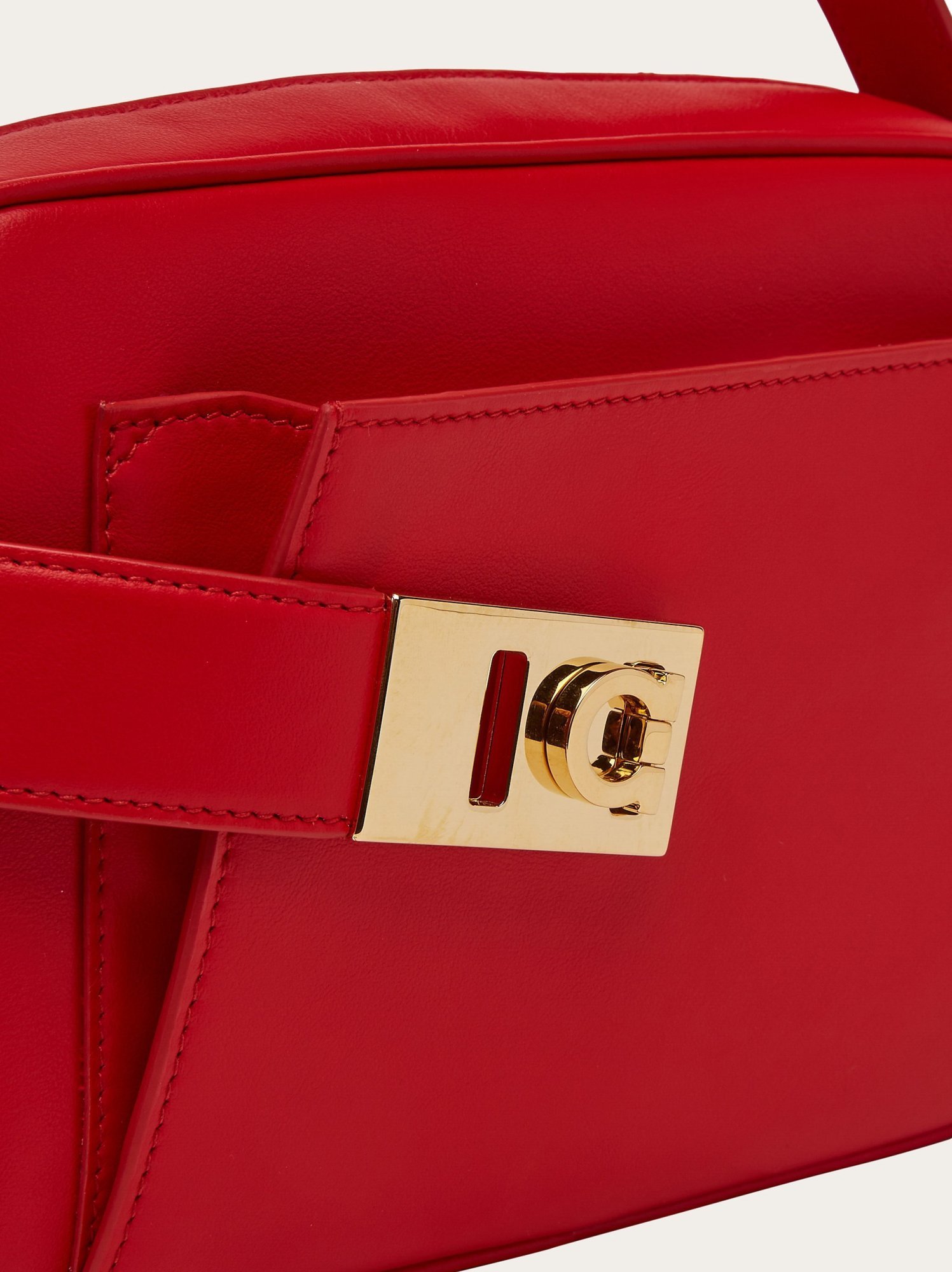 Ferragamo Small Camera Case Leather Crossbody Bag In Red