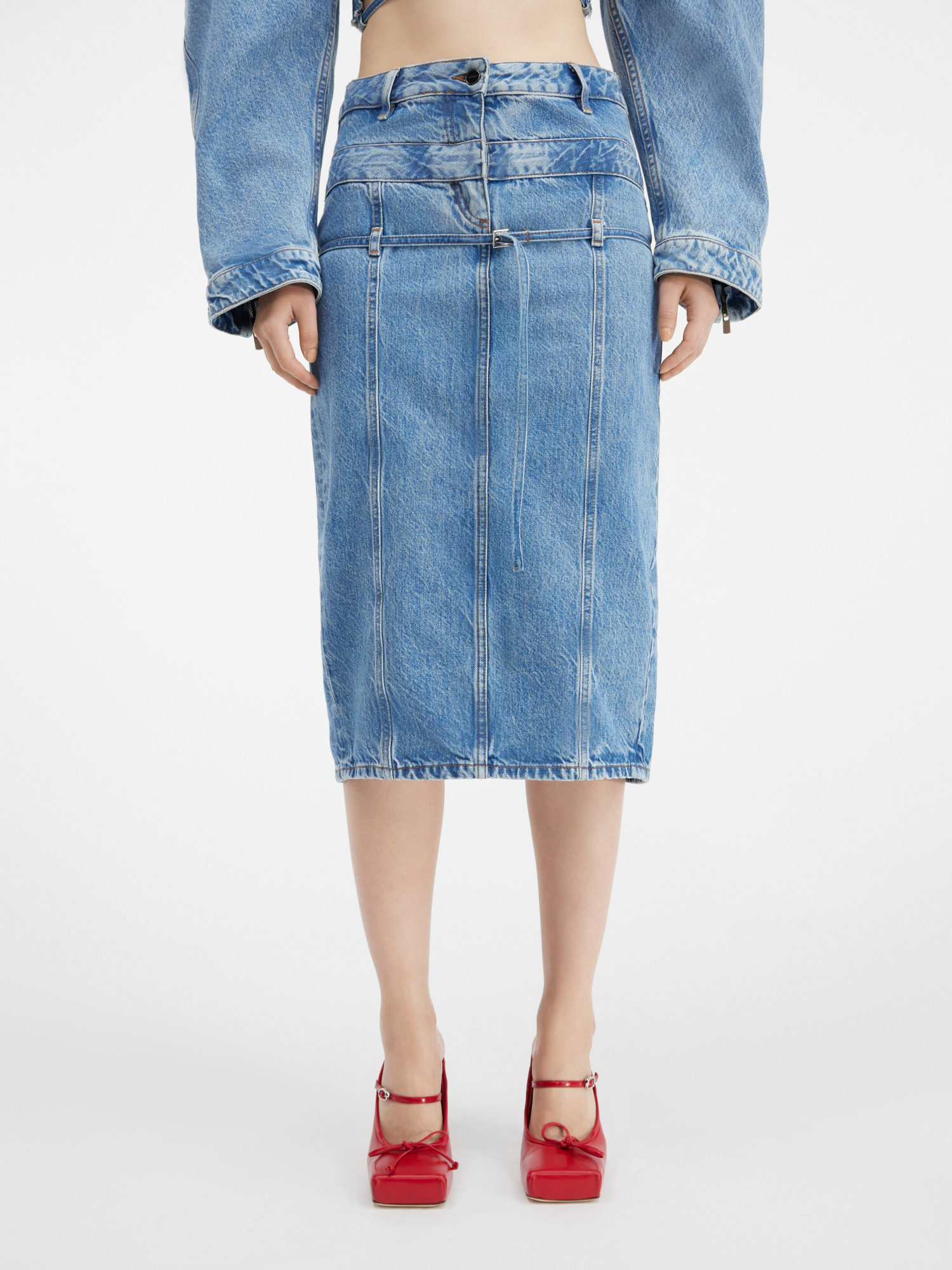 JACQUEMUS JACQUEMUS BELTED DENIM PENCIL SKIRT