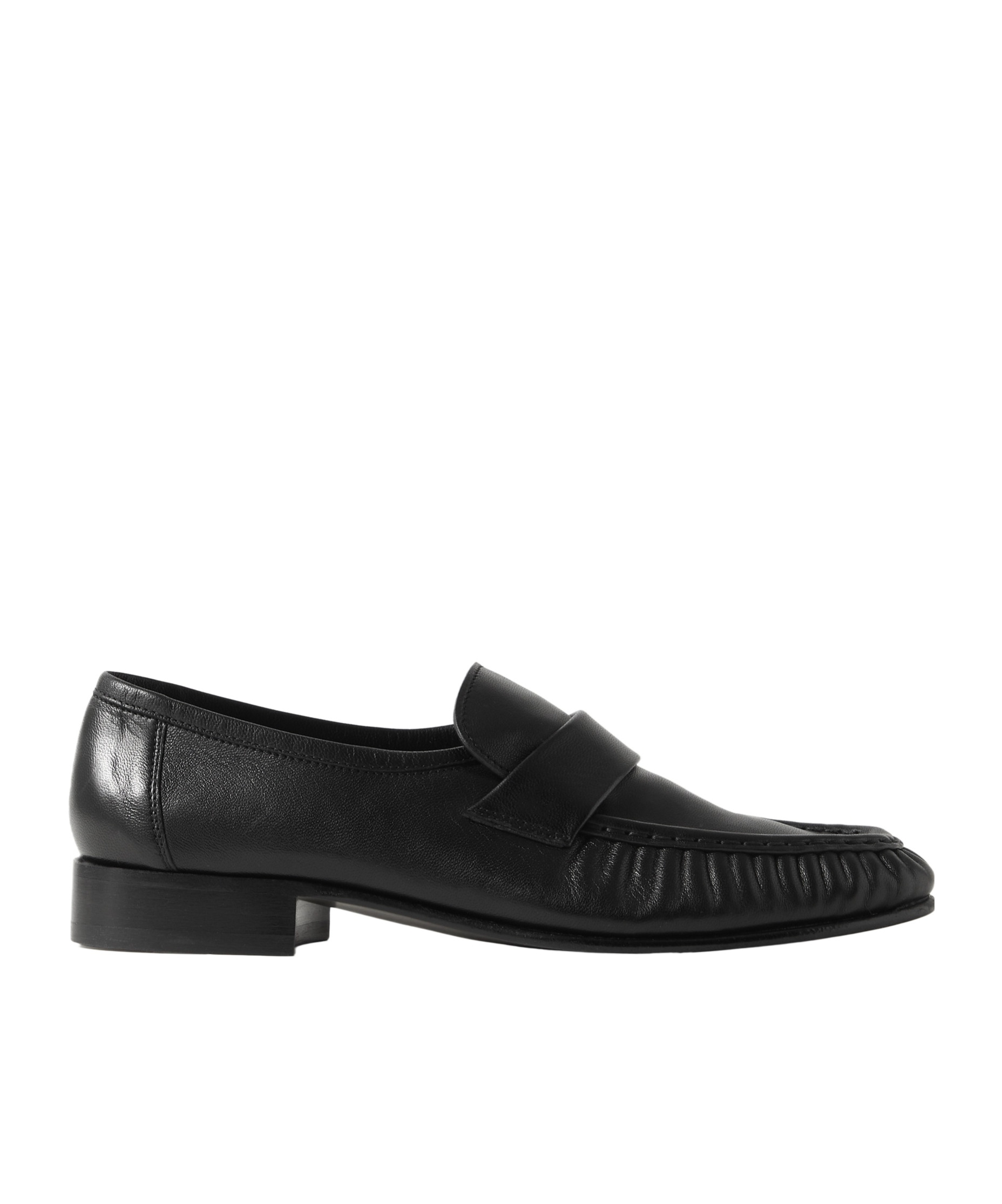 The Row Pleated Loafers In Black