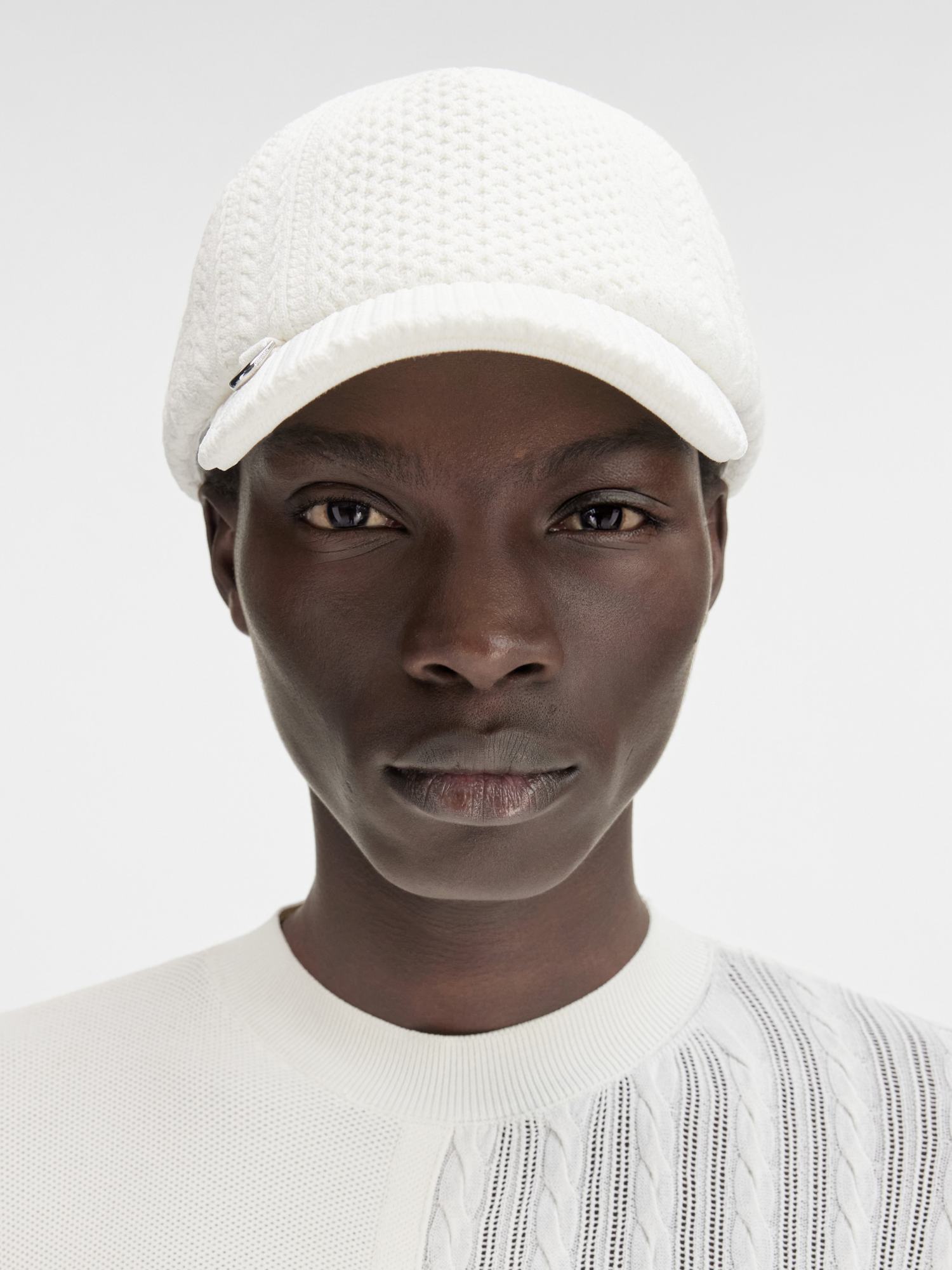 Jacquemus Belo Baseball Cap In White