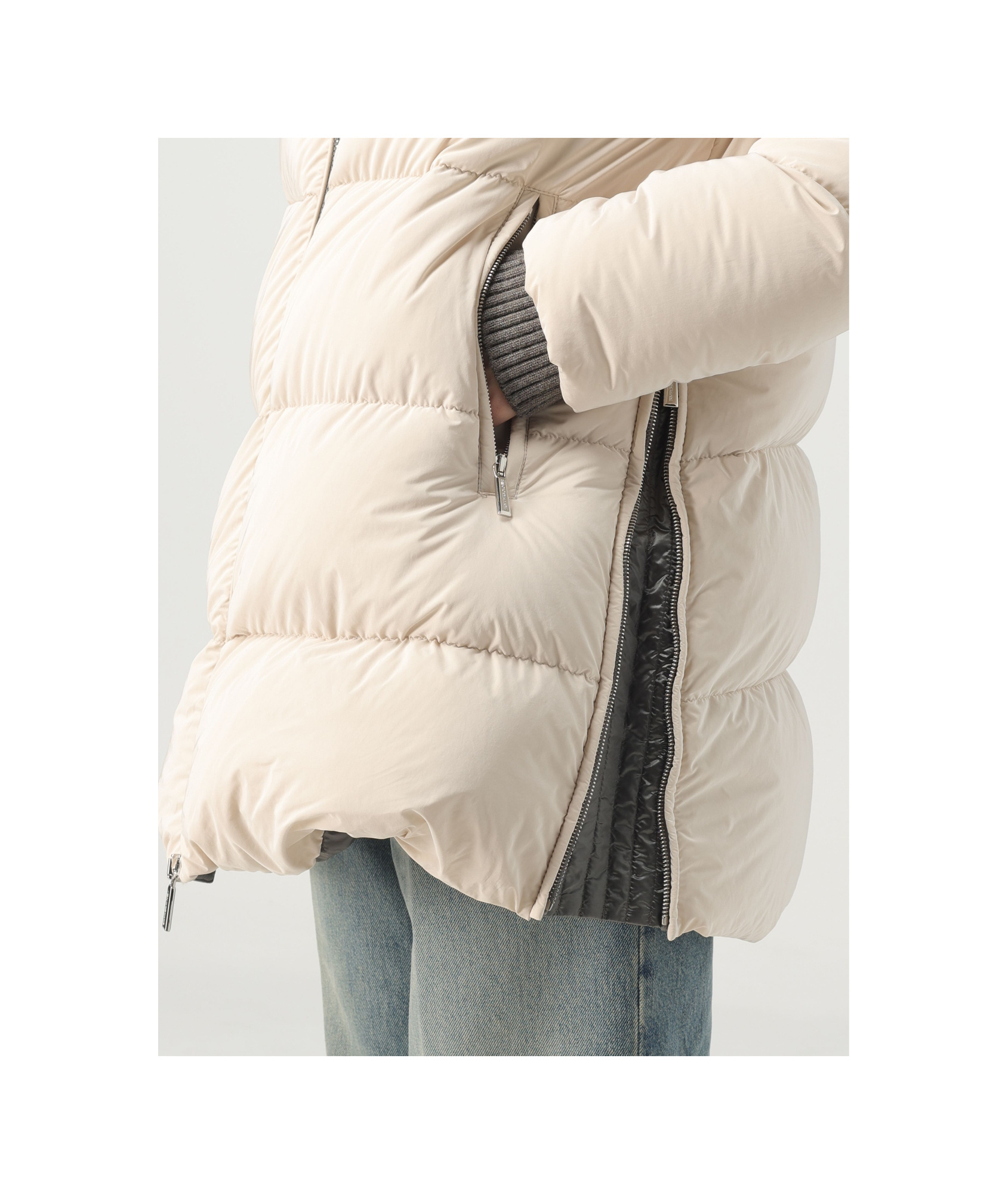 Moorer Hooded Puffer Jacket In White